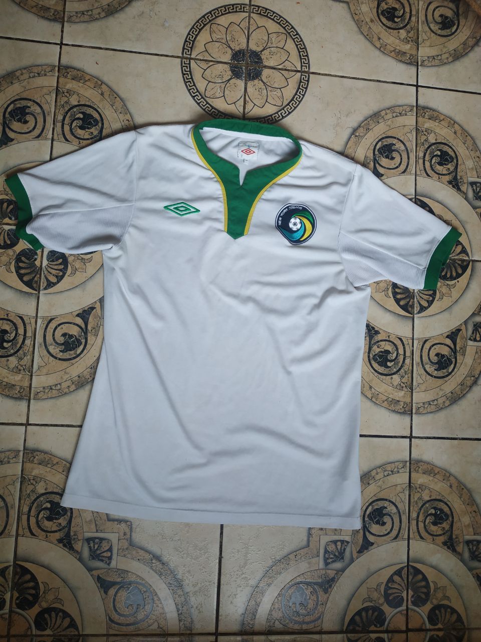 Umbro Umbro New York Cosmos Soccer Jersey Tailored By Umbro Size US M / EU 48-50 / 2 - 1 Thumbnail