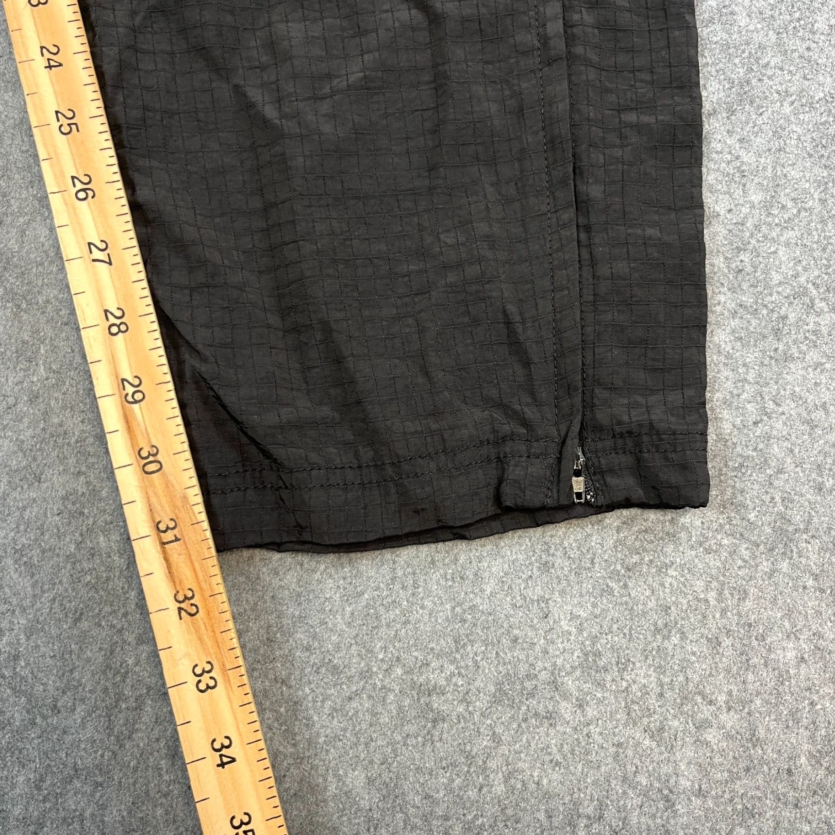 Nike Nike Mens Track Pants Sweat Joggers XXL Black Nylon Vintage 90s Baggy Tapered Track Pants Mens XXL Black 90s Vintage Nike Joggers Size US 39 - 4 Thumbnail