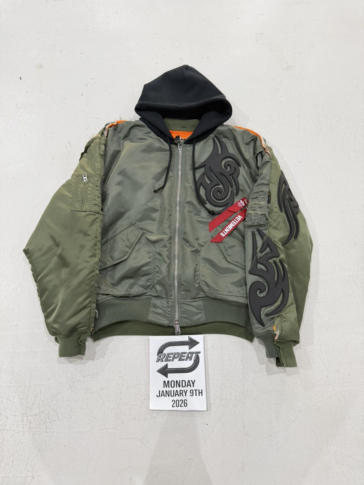 Vetements Vetements ‘Tribal Reworked’ Bomber Jacket (S) Size US S / EU 44-46 / 1 - 1 Thumbnail