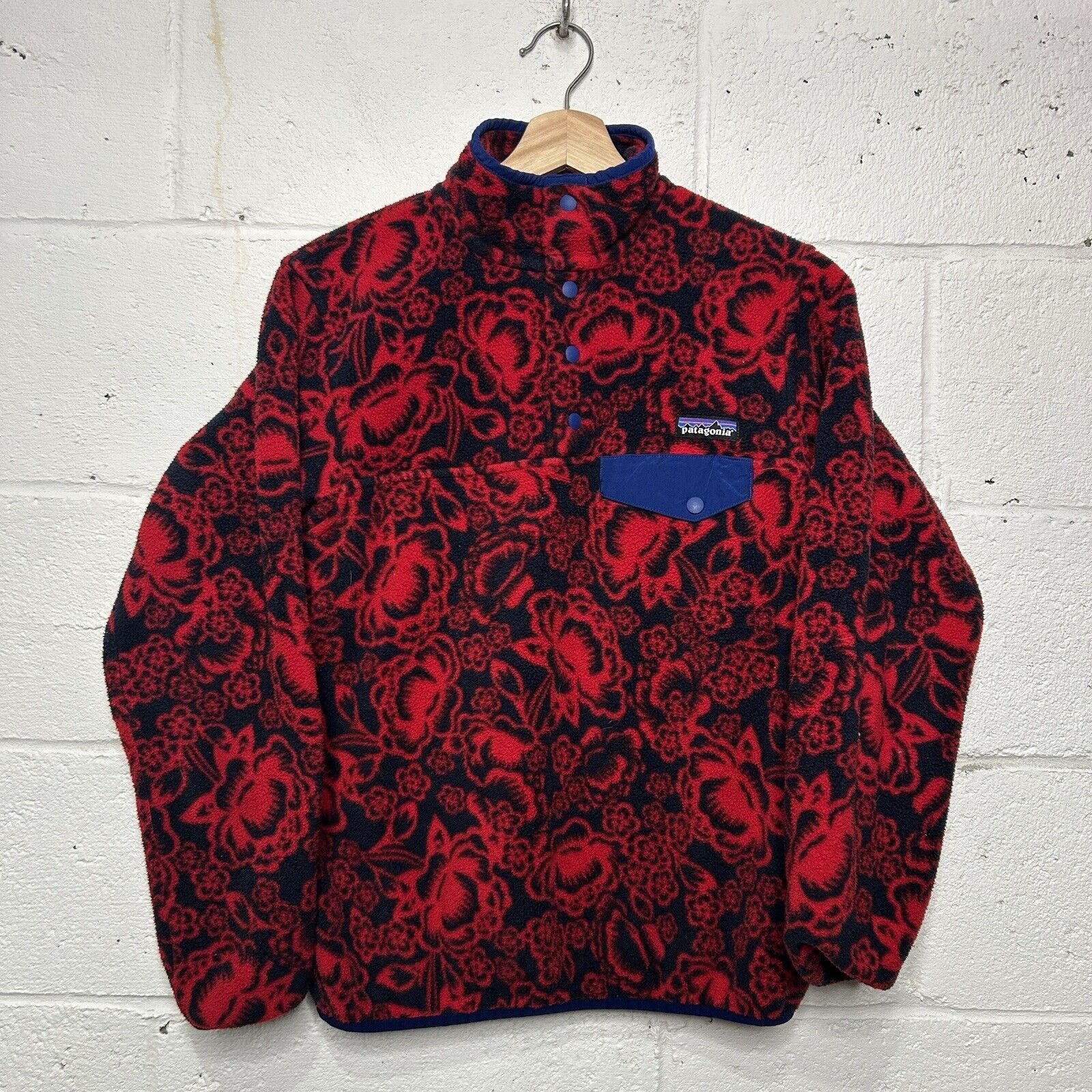 Patagonia Patagonia Synchilla Floral Rose Snap-T Fleece Jacket Size S / US 4 / IT 40 - 1 Thumbnail