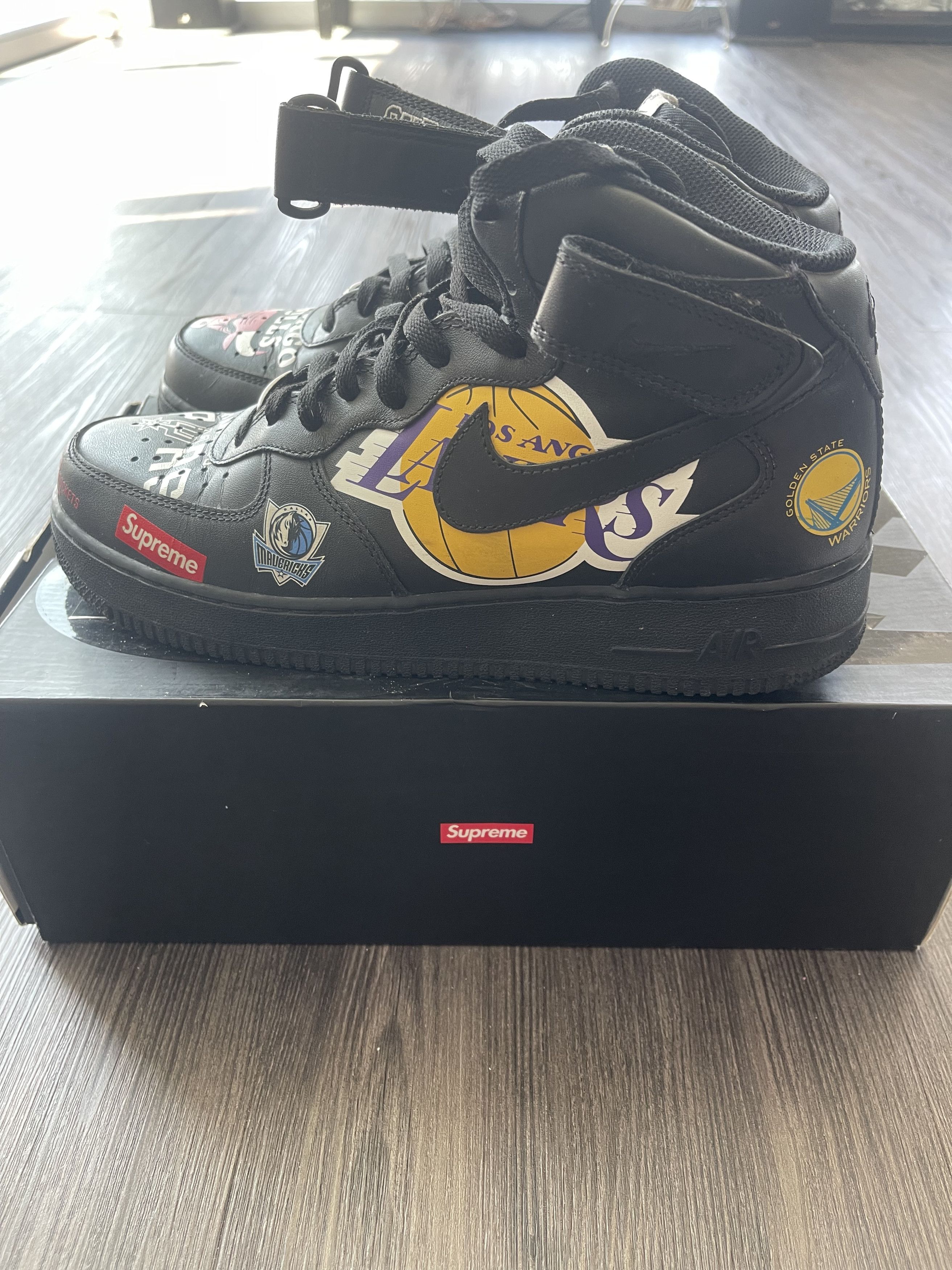 Supreme Nike Supreme x NBA x Air Force 1 07 Mid Black Size US 9.5 / EU 42-43 - 2 Thumbnail