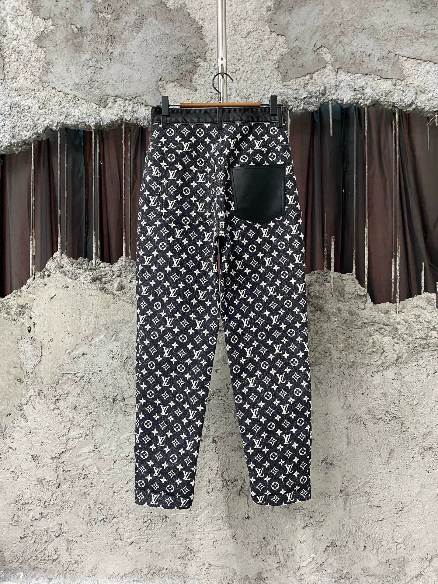 Louis Vuitton Louis Vuitton Monogram Slim Fit Jeans - Size 36 - New Size 36" / US 14 / IT 50 - 2 Thumbnail