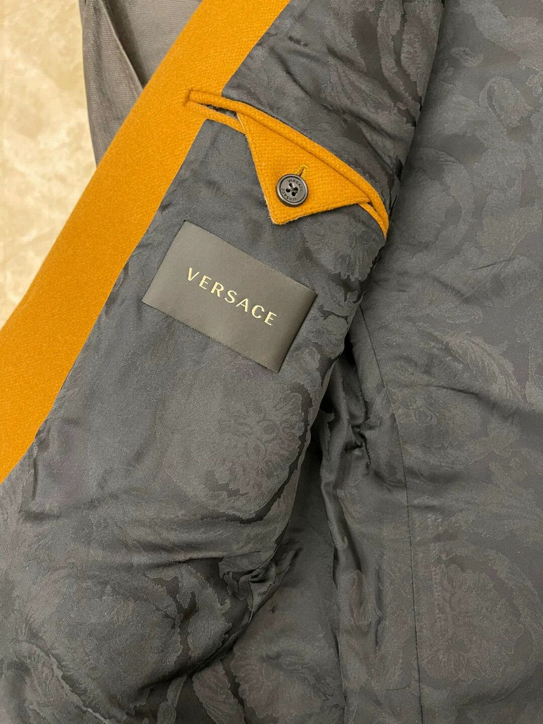Versace Versace Men's High-End Wool Overcoat L 99 New Size US L / EU 52-54 / 3 - 5 Thumbnail