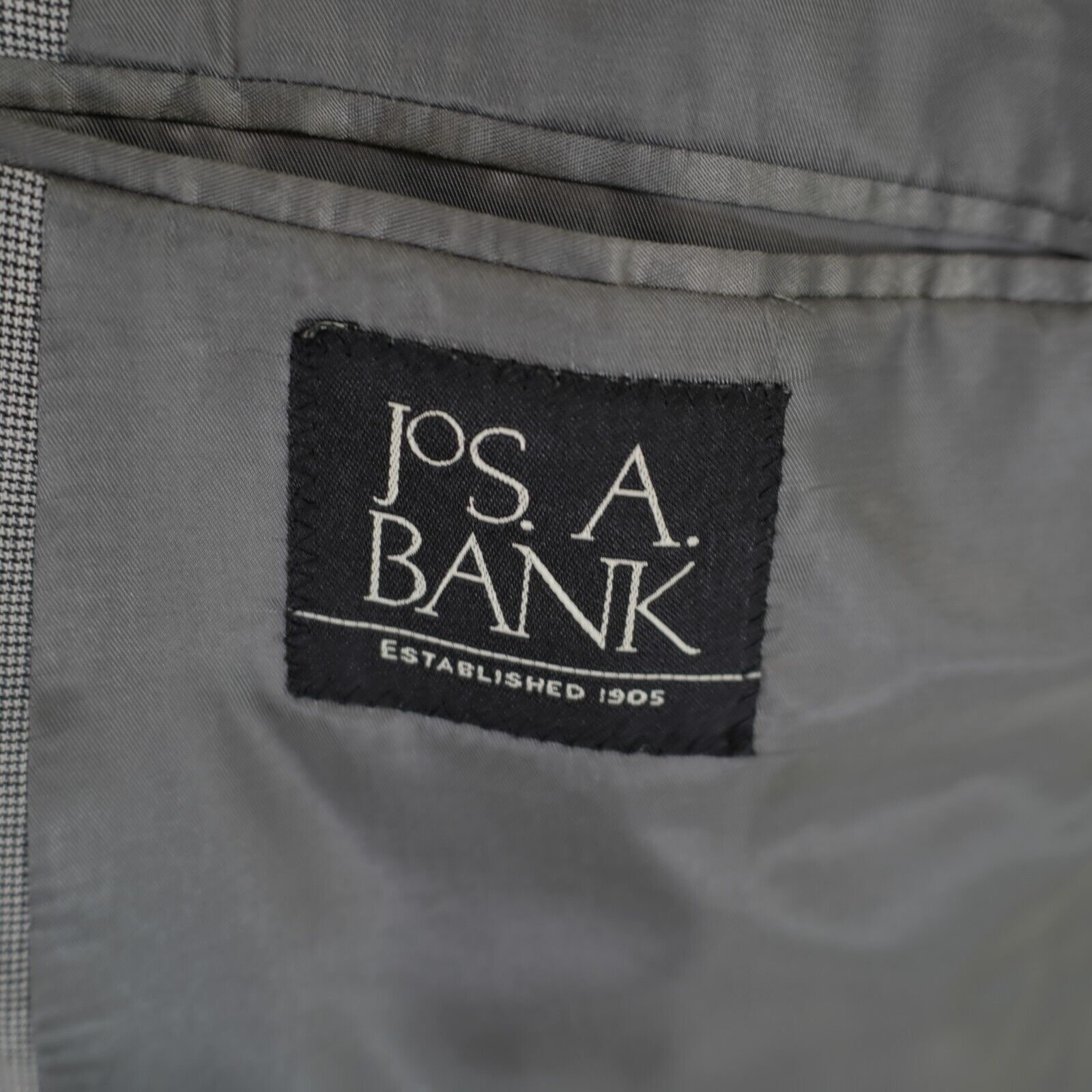Jos. A. Bank Jos A Bank Wool Gray Star Check 2 Piece Suit 46R 41/29 2 But Size 46R - 12 Thumbnail