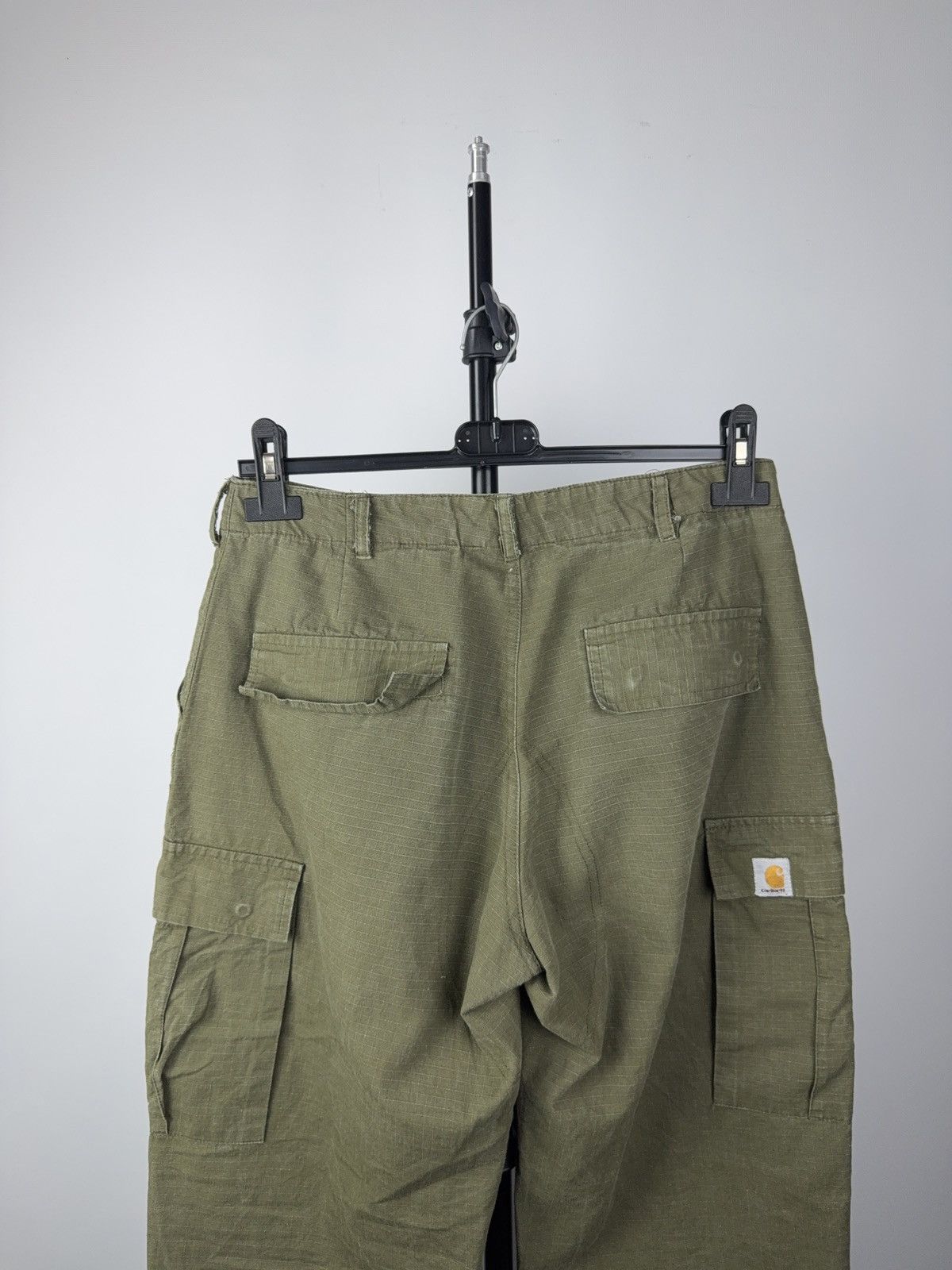 Carhartt × Vintage Vintage Carhartt Olive Cargo Pants Military Workwear Style Size 28" / US 6 / IT 42 - 5 Thumbnail