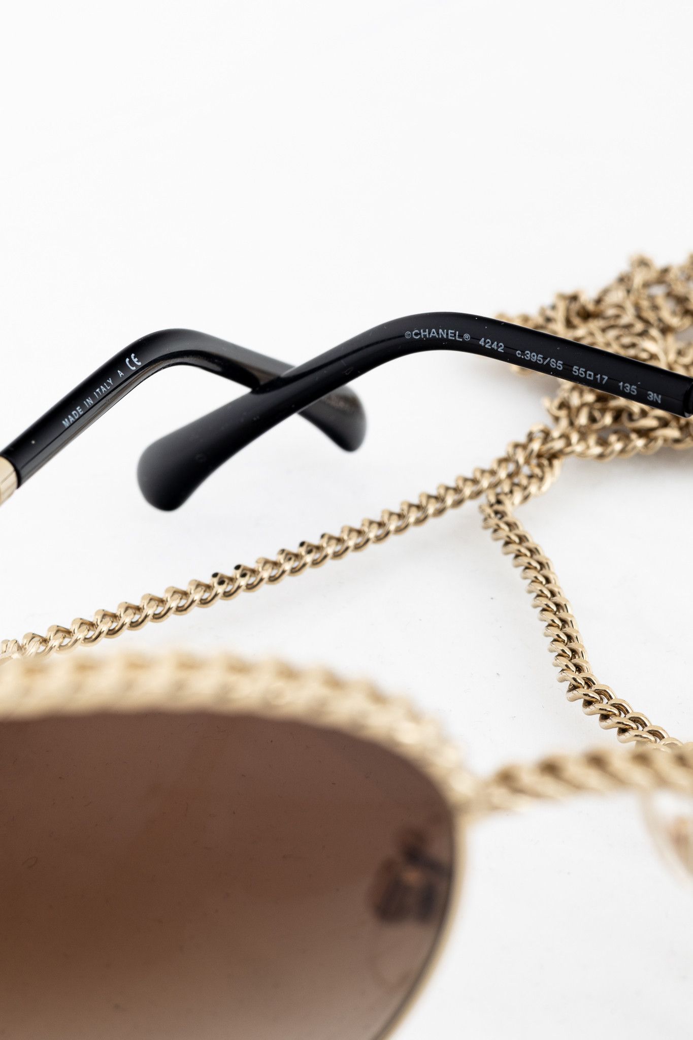 Chanel Chanel Pantos Gold-Tone & Black Metal-Chain Sunglasses Size ONE SIZE - 8 Thumbnail