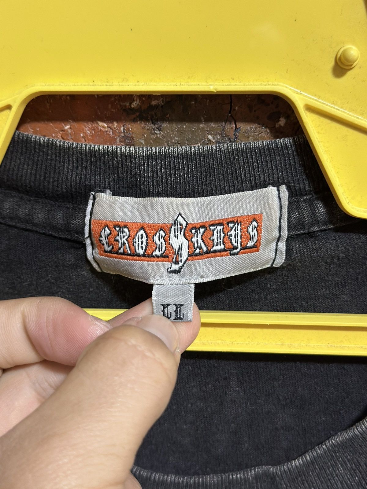 Vintage Vintage Crosskeys Graphic Faded Tee Size US XL / EU 56 / 4 - 6 Thumbnail