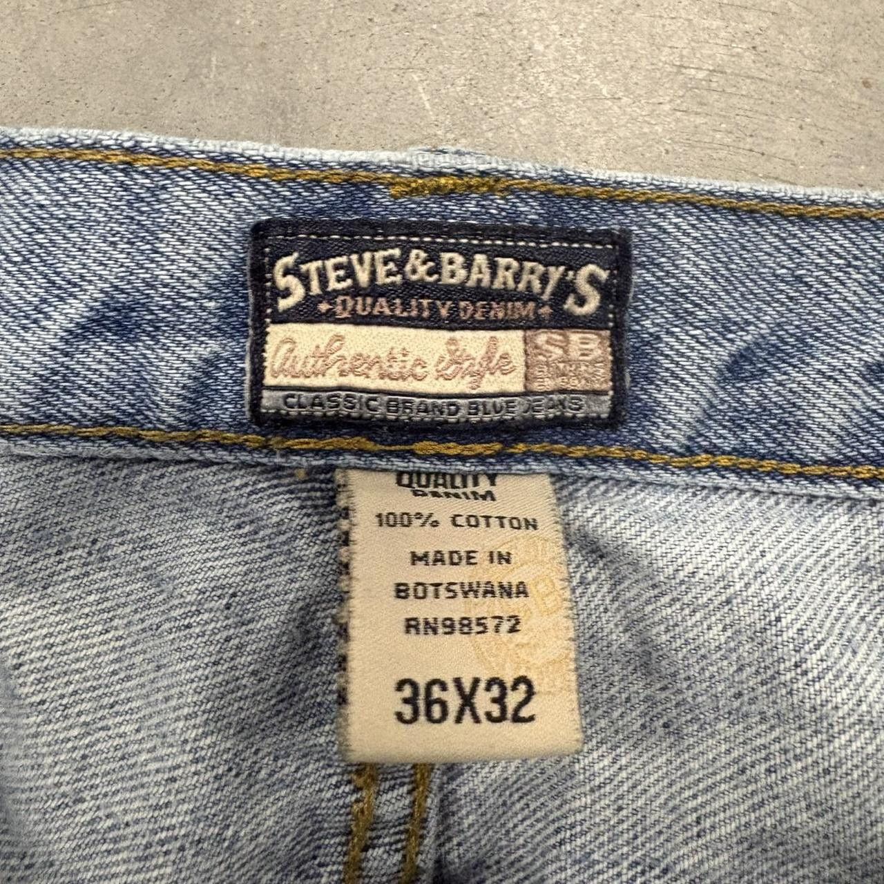 Vintage Crazy Vintage Y2K/2000s Super Baggy Skater Style Steve and Barrys Light Wash Denim Jeans! Size US 36 / EU 52 - 8 Thumbnail
