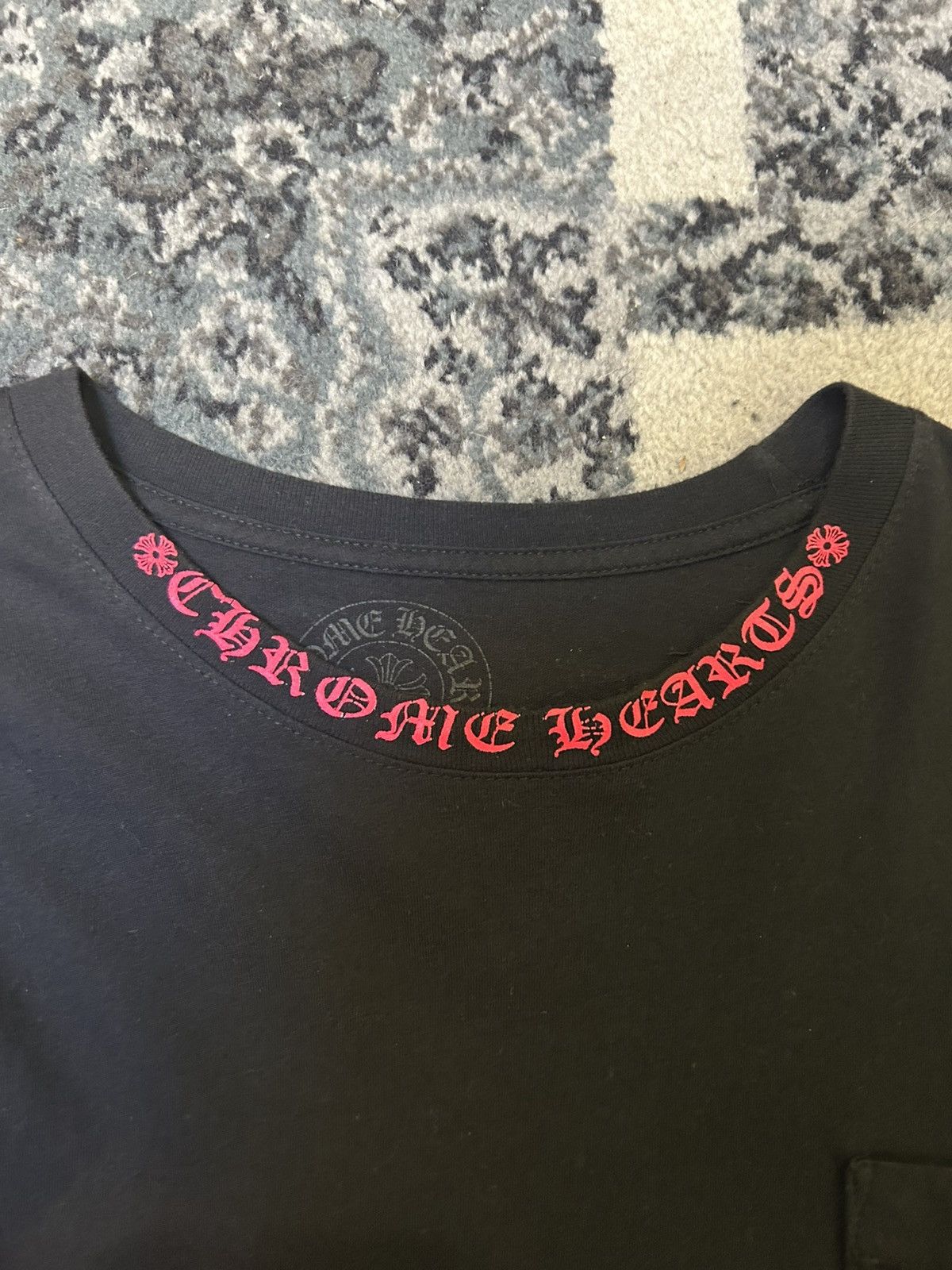 Chrome Hearts Chrome Hearts Pink Neck Logo Long Sleeve T-Shirt Size US XL / EU 56 / 4 - 4 Thumbnail