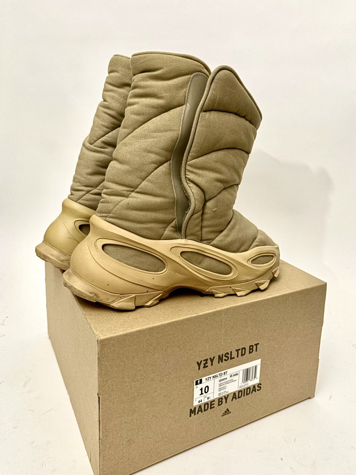Yeezy YEEZY NSLTD BT Size US 10 / EU 43 - 1 Thumbnail