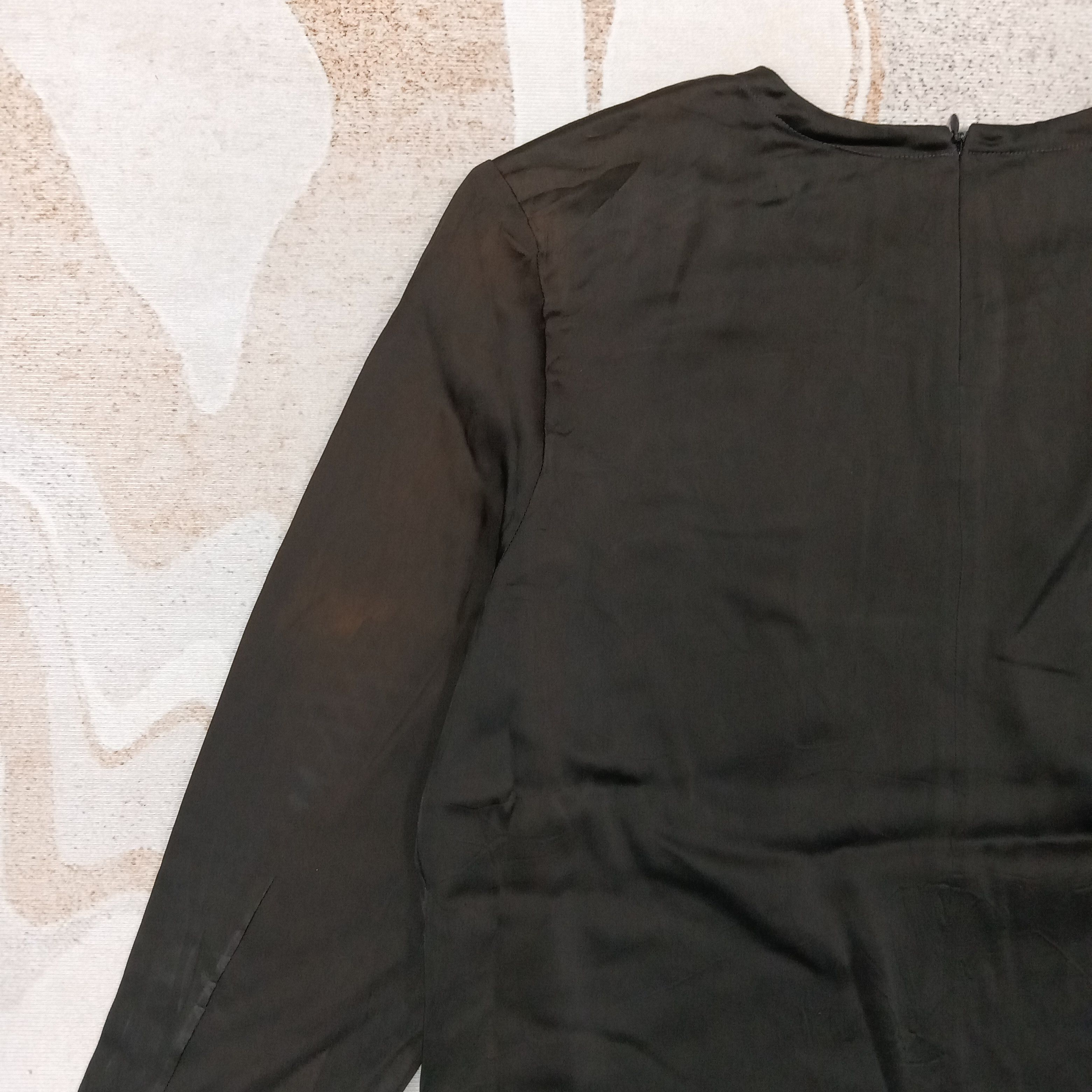 Givenchy Givenchy Women's Satin Tshirt C267N3 Size M / US 6-8 / IT 42-44 - 6 Thumbnail