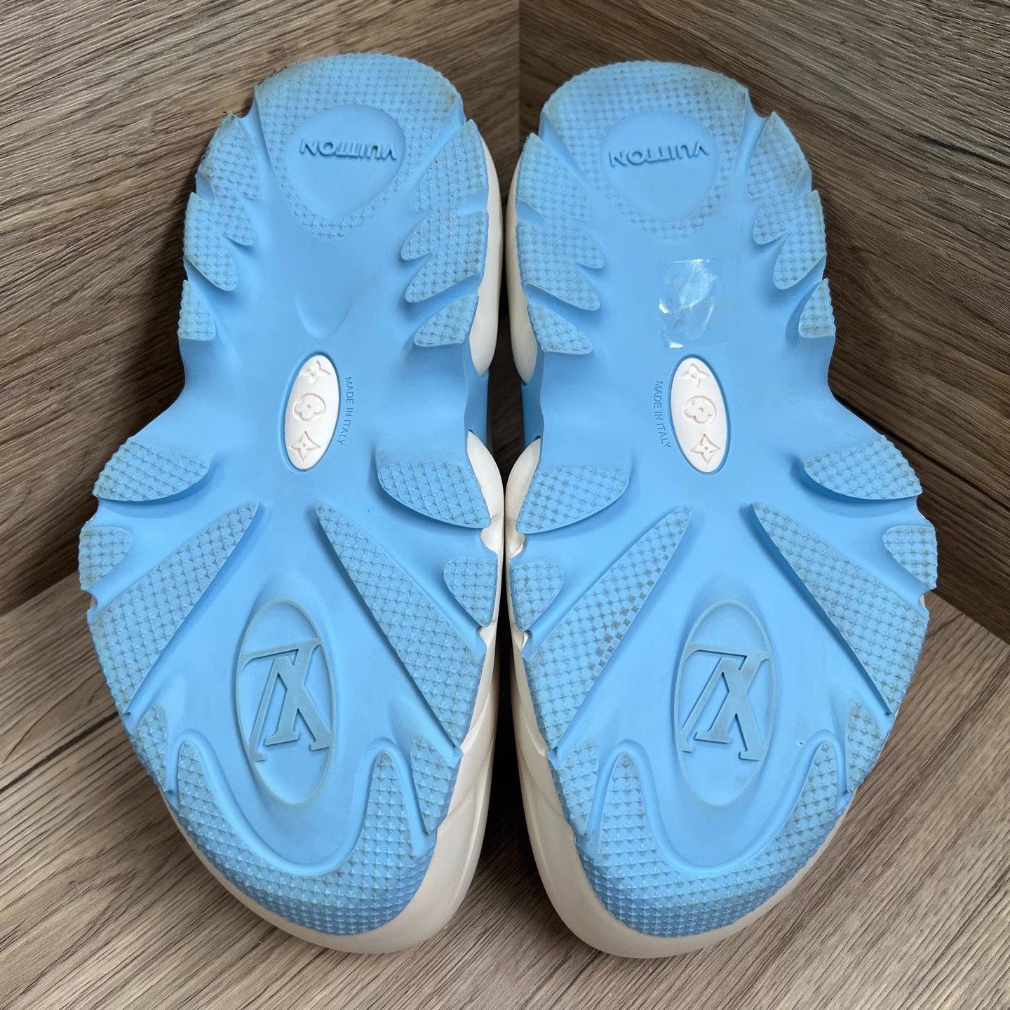 Louis Vuitton LV Shark white/blue thick sole slipper 42 98 New Size US 9 / EU 42 - 5 Thumbnail