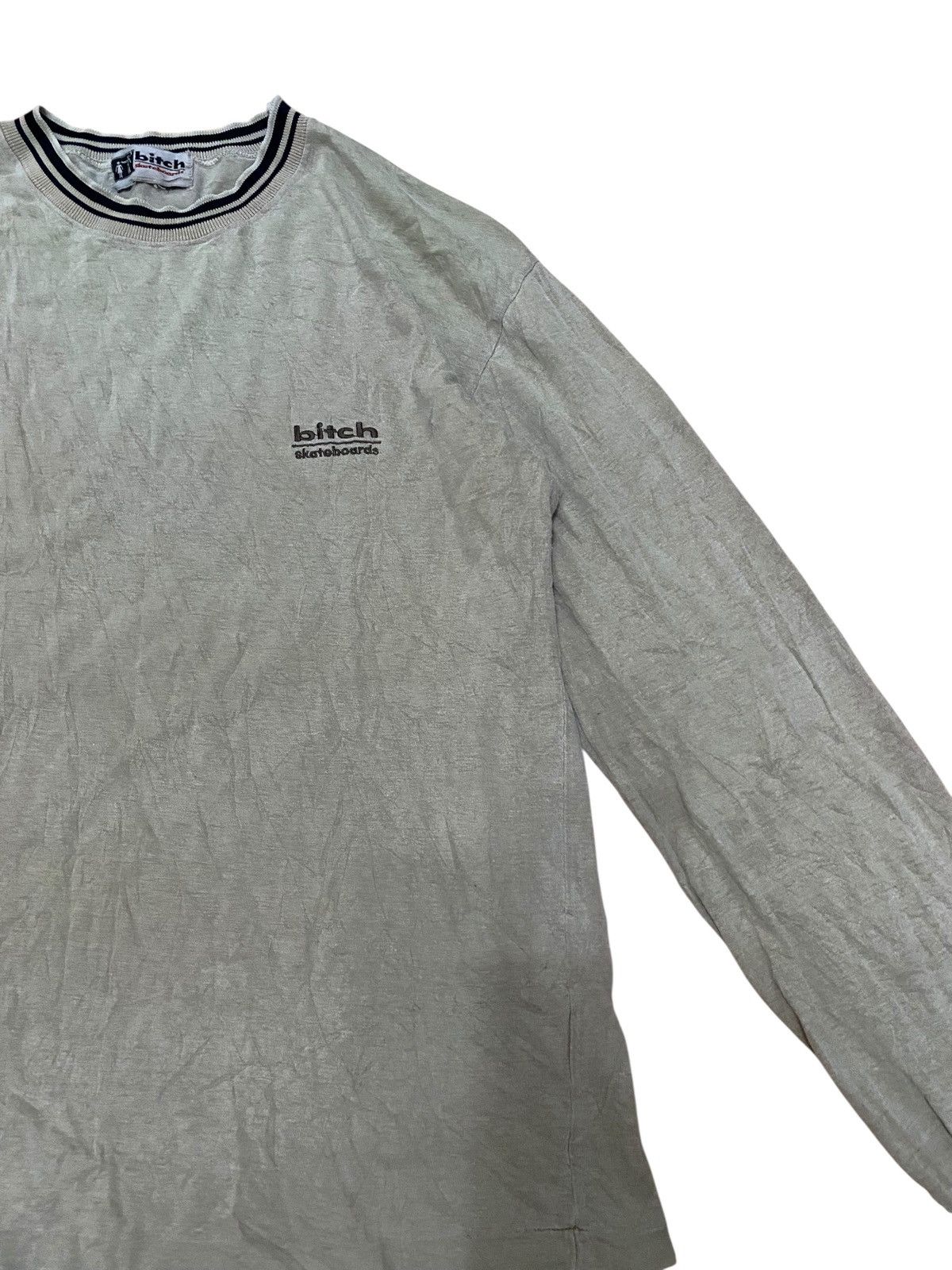 Santa Cruz Skateboards Vintage bitch skateboards longsleeve tshirt Size US L / EU 52-54 / 3 - 5 Thumbnail