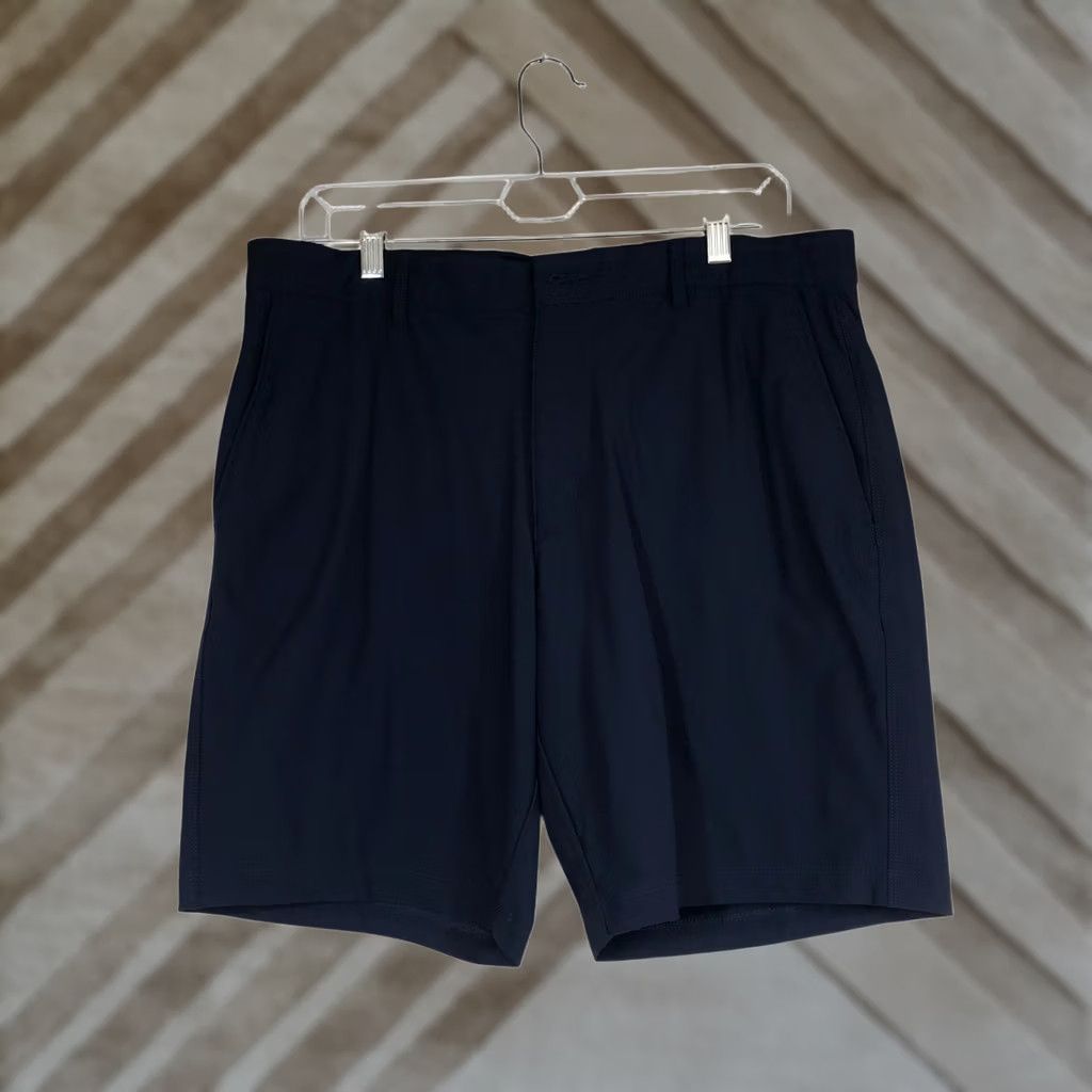 Vineyard Vines VINEYARD VINES MEN'S SHORTS 34 NAVY NYLON CASUAL Shorts Mens 34 NAVY Nylon Blend Short Size US 34 / EU 50 - 1 Thumbnail