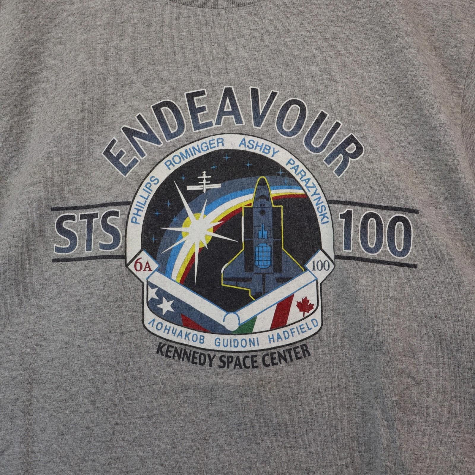 Vintage Vtg Nasa Shirt Medium Made USA Endeavour Kennedy Space Ctr Size US M / EU 48-50 / 2 - 2 Thumbnail
