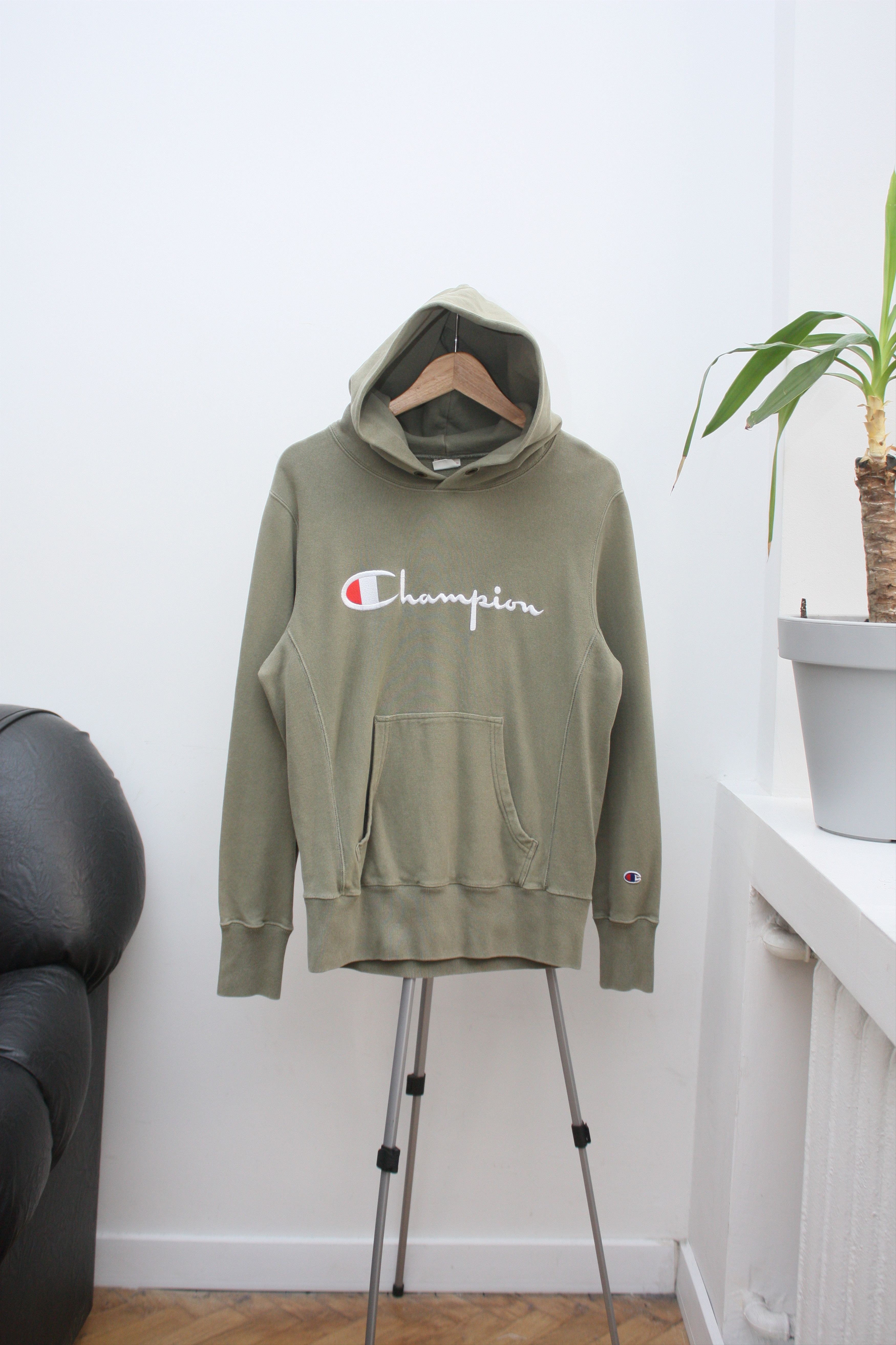 Champion Champion Reverse Wave Olive Green Logo Hoodie Size US M / EU 48-50 / 2 - 2 Thumbnail
