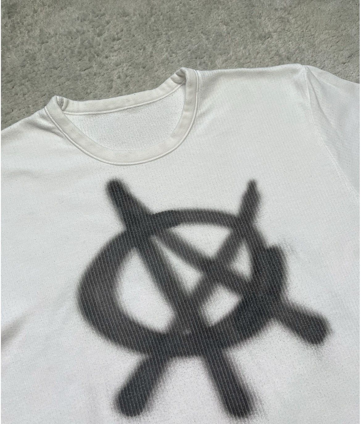 Vintage Vintage White T-Shirt Tee Print Anarchy Grafiti Size US M / EU 48-50 / 2 - 3 Thumbnail