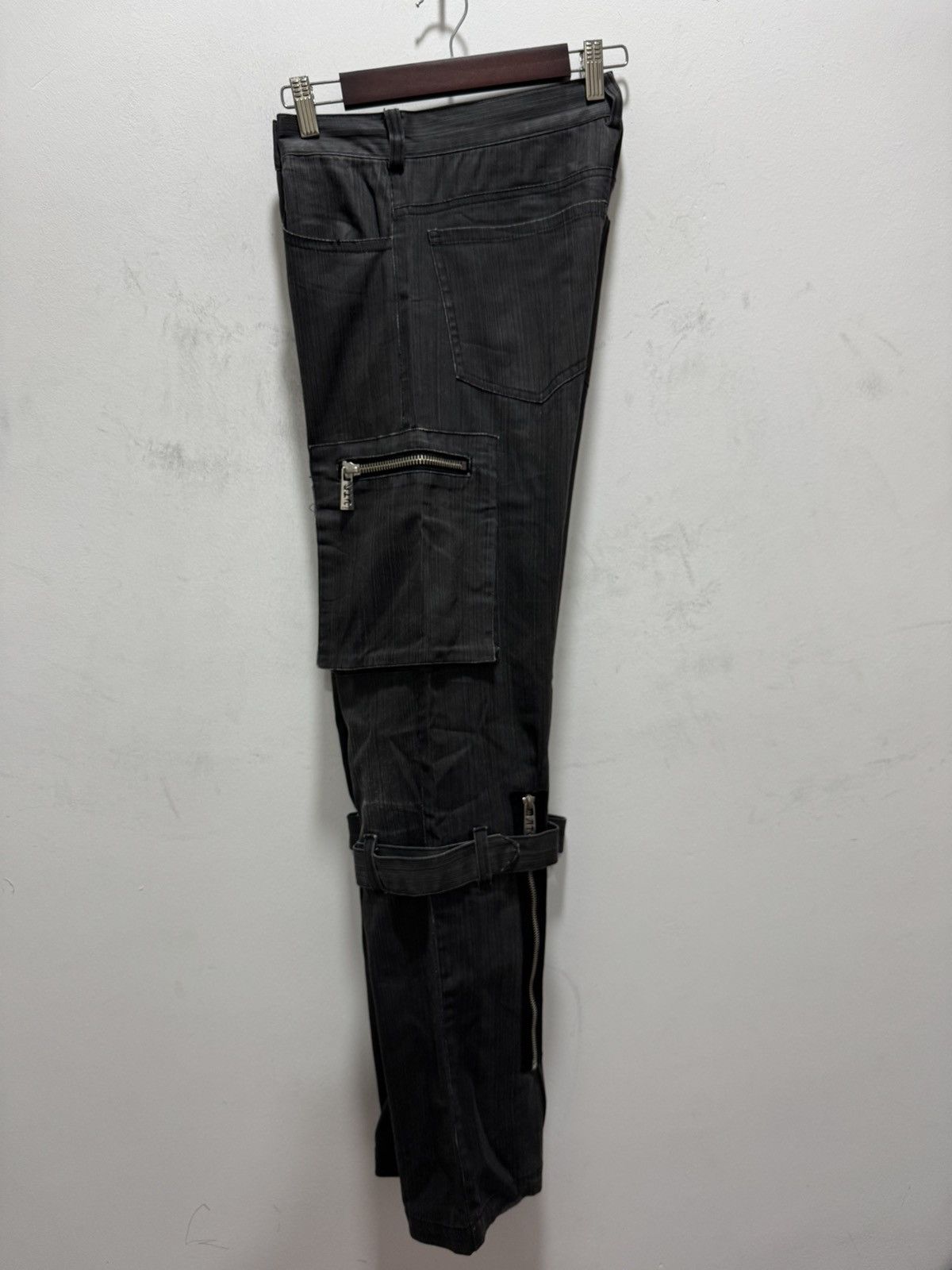 Japanese Brand JAPANESE STYLE IN THE ATTIC GOTH BONDAGE PUNK CARGO PANTS Size US 29 - 13 Thumbnail