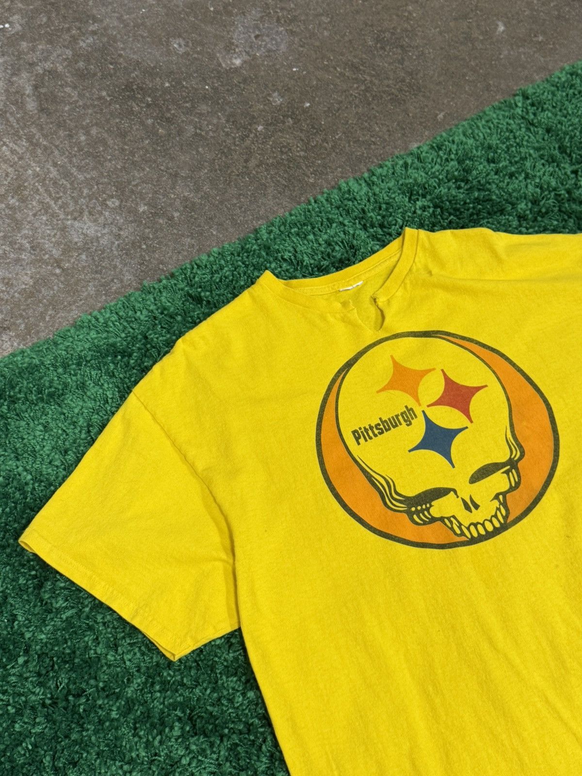 Vintage Vintage Grateful Dead Skull Pittsburgh Steelers Logo Tee XL Size US XL / EU 56 / 4 - 2 Thumbnail