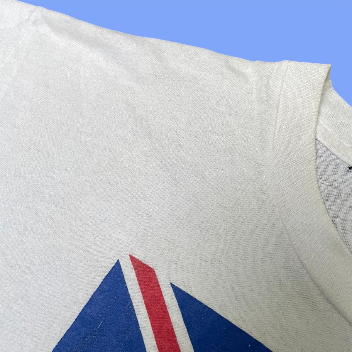 Vintage Vintage 80’s ENGLAND British Flag t shirt Size US XL / EU 56 / 4 - 4 Thumbnail