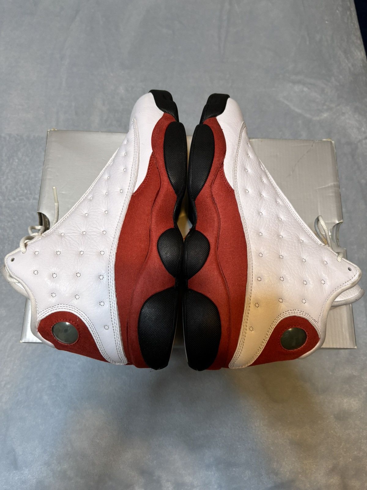 Jordan Brand Jordan 13 Retro Chicago 2017 Size 10 Size US 10 / EU 43 - 3 Thumbnail