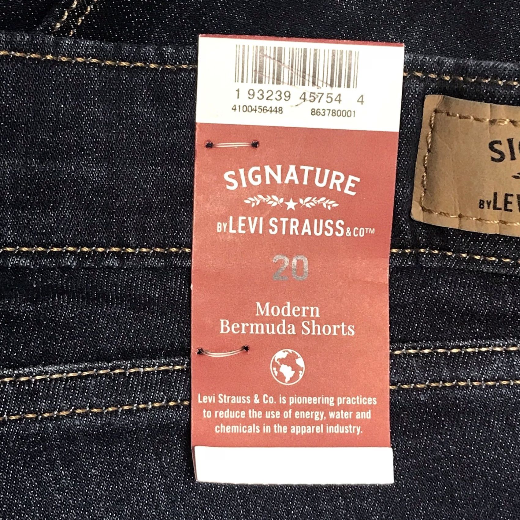 Levi's VINTAGE Levi's Women Dark Indigo Simply Stretch Ultra Denim Modern Bermuda Shorts 20 Size 42" / US 20 - 6 Thumbnail