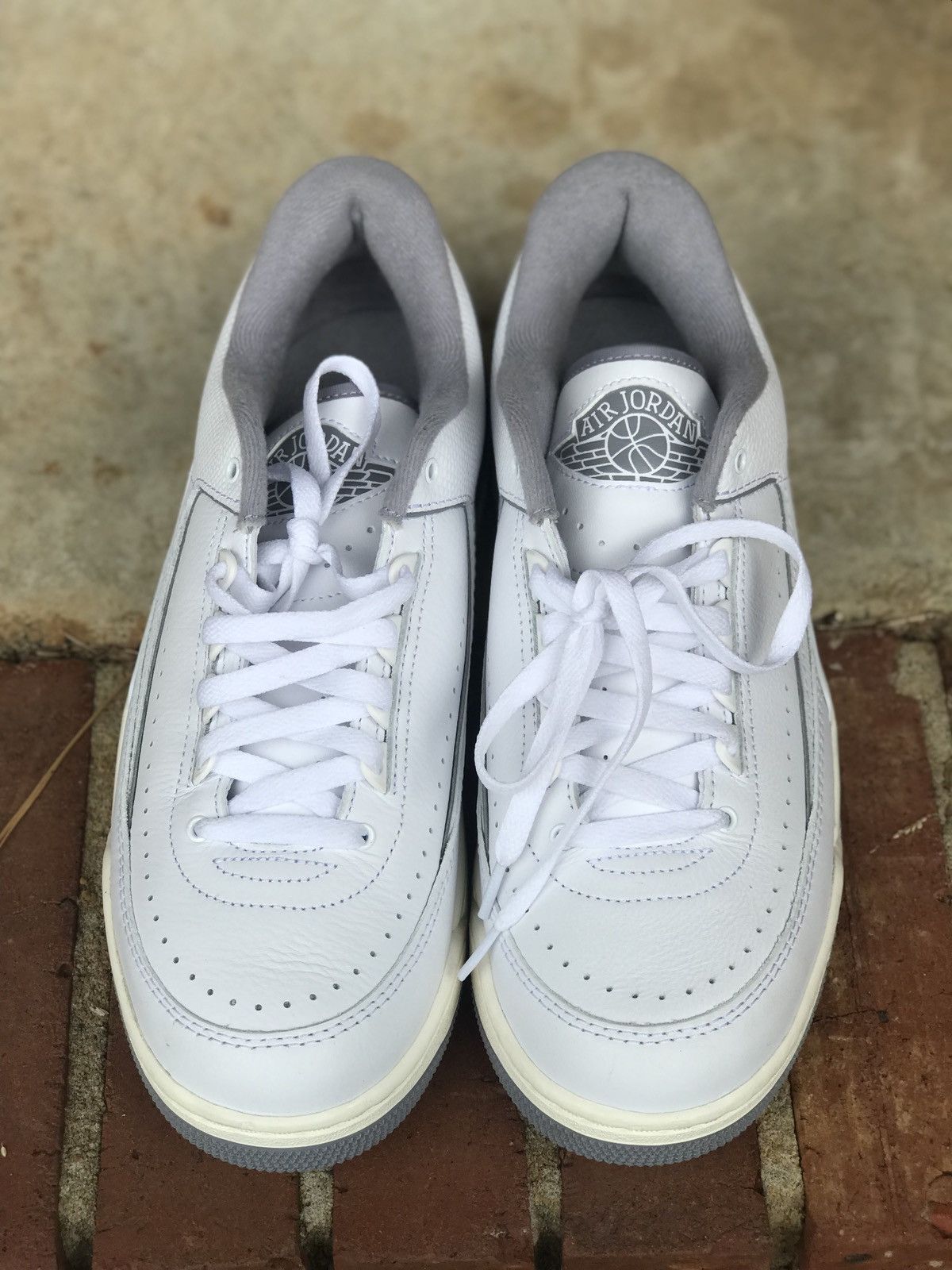 Jordan Brand Air Jordan 2/3 White Cement Size 11.5 NWOB Size US 11.5 / EU 44-45 - 3 Thumbnail