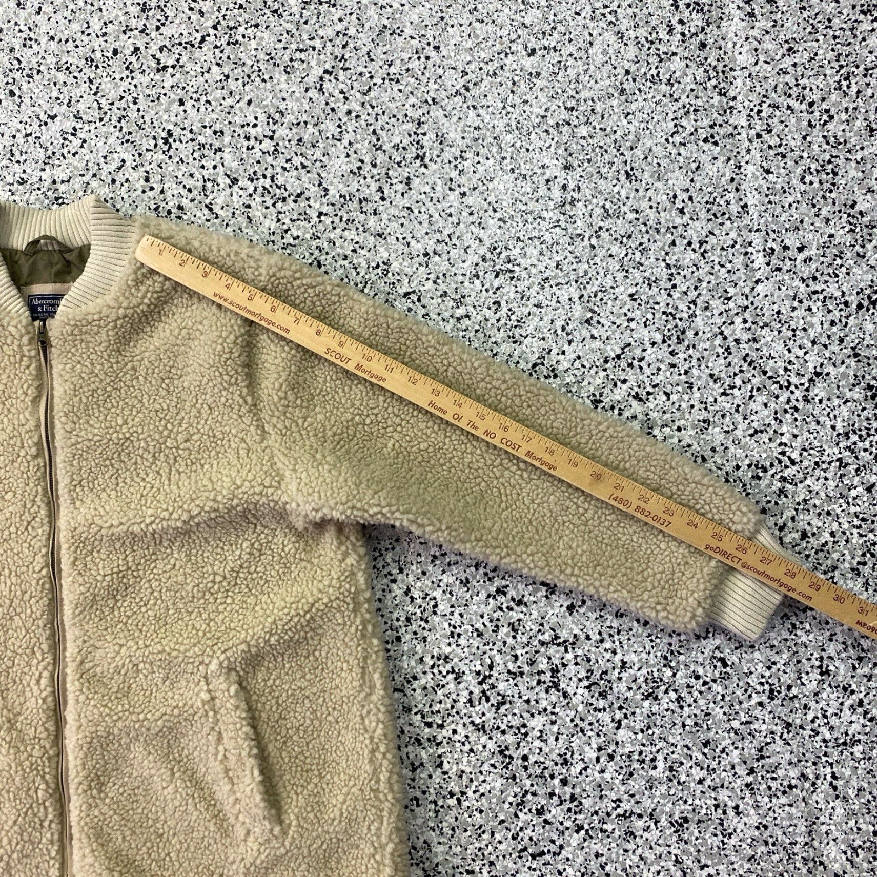 Abercrombie & Fitch Abercrombie & Fitch Sherpa Teddy Zip Brown Deep Pile Fleece Pullover Mens XL NWT Size US XL / EU 56 / 4 - 5 Thumbnail