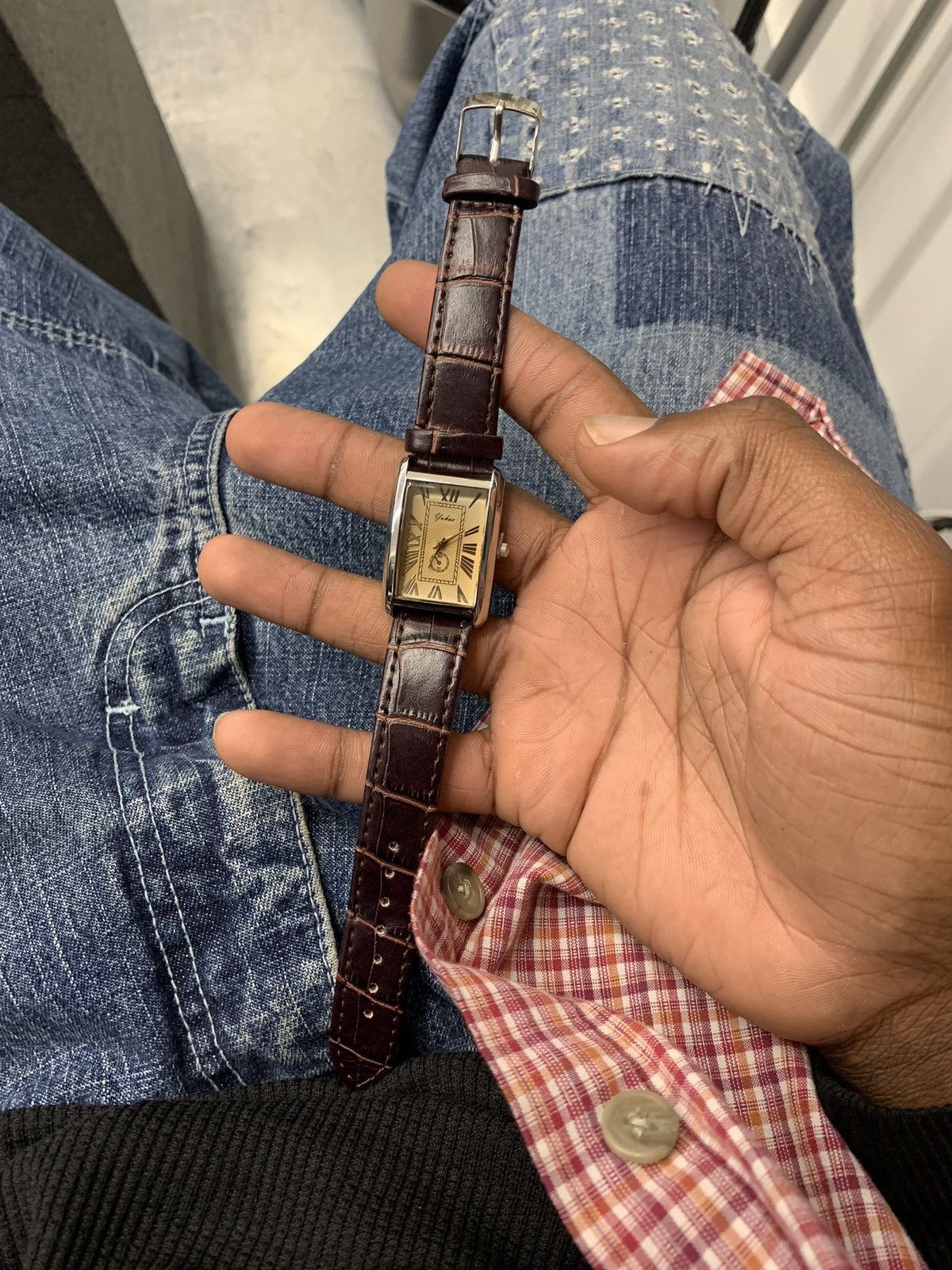 Vintage Vintage 90s vintage retro luxury style gold leather watch Size ONE SIZE - 4 Thumbnail