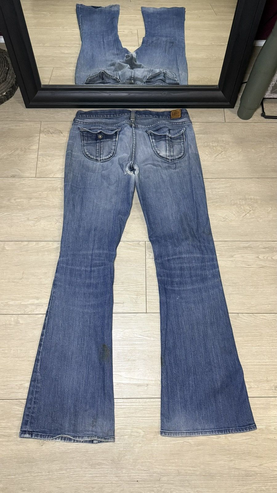 Lucky Brand Y2K 2000s Lucky Brand Low Rise Flared 10 x 30 Denim Jeans Size 32" / US 10 / IT 46 - 2 Thumbnail