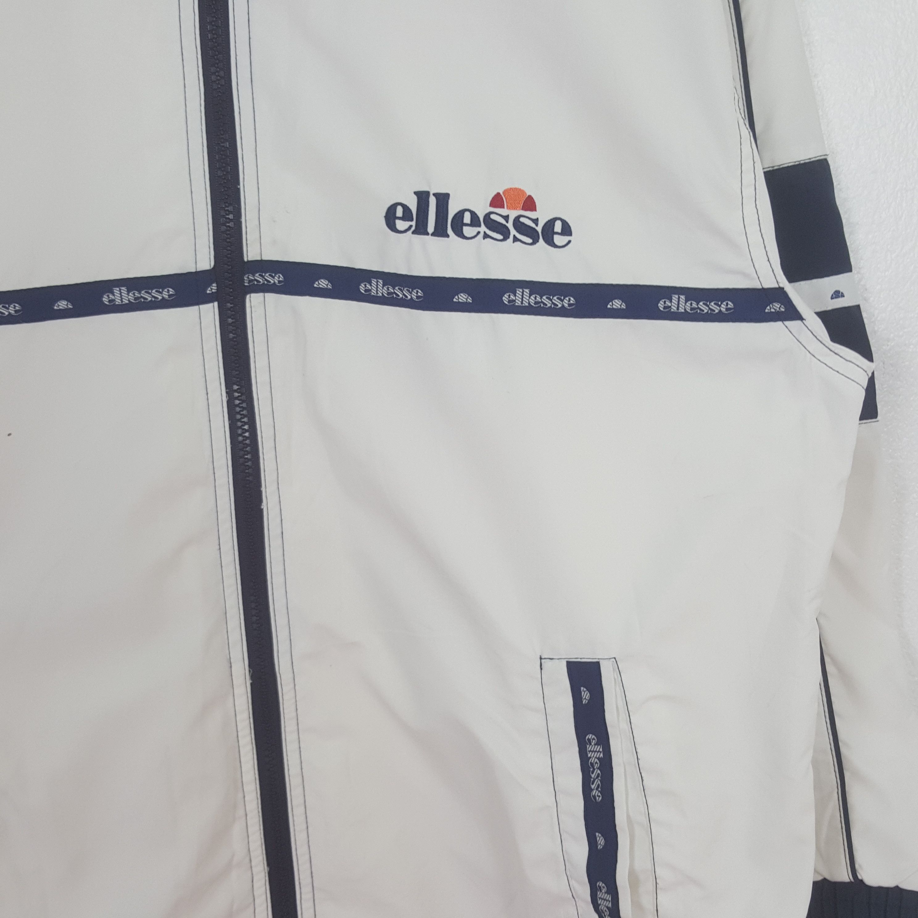 Ellesse Vintage Ellesse Windbreaker Jacket C314N9 Size US M / EU 48-50 / 2 - 2 Thumbnail