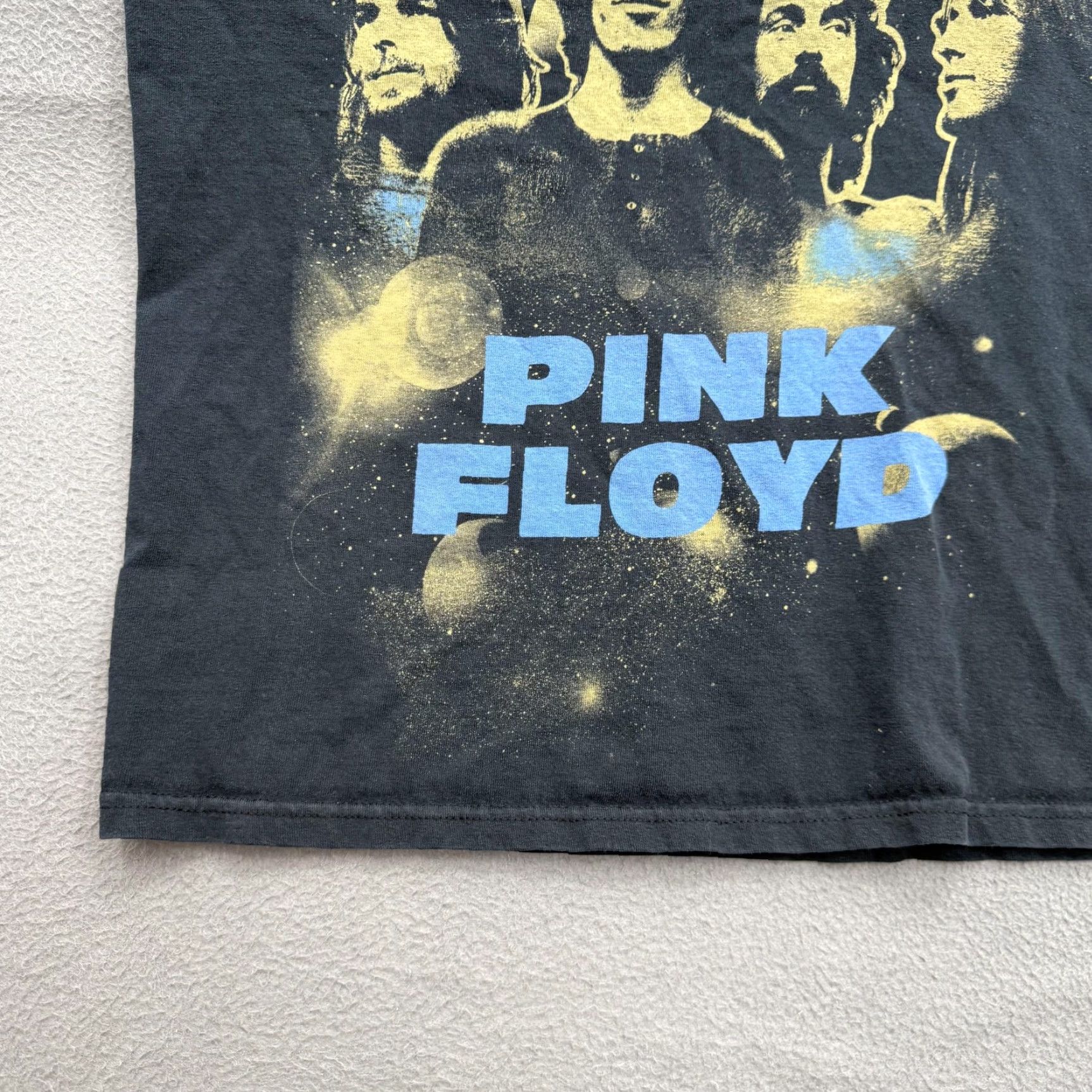 Vintage Pink Floyd Shirt Mens Medium Black Band Graphic Tee Dark Side Moon Space Galaxy Size US M / EU 48-50 / 2 - 7 Thumbnail