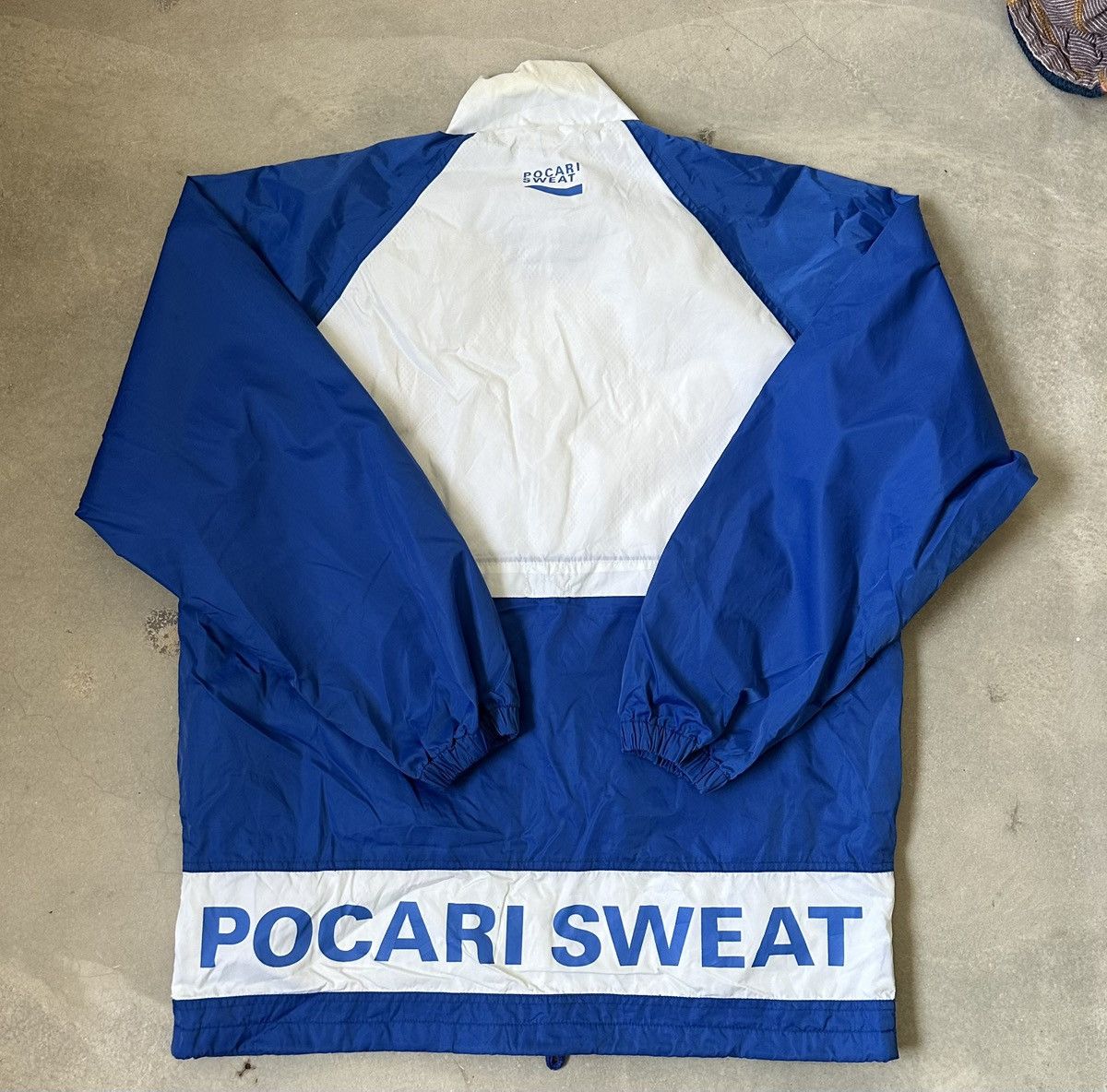 Vintage VINTAGE POCARI SWEAT SWEATER Size US L / EU 52-54 / 3 - 9 Thumbnail