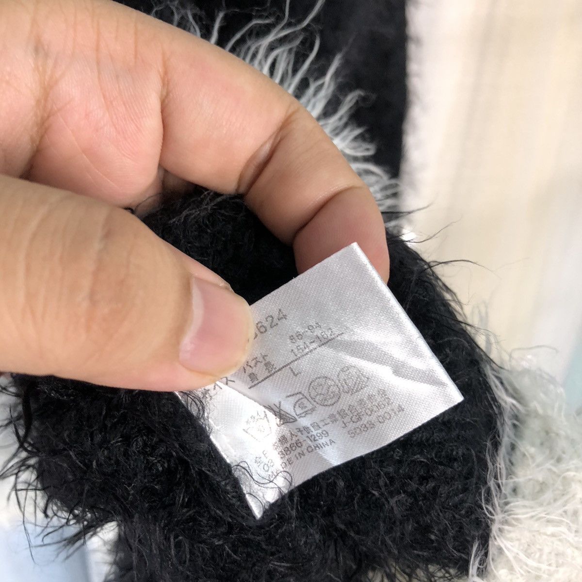 Aran Isles Knitwear × Homespun Knitwear × Japanese Brand Goodday Young Black Mohair Knitwear #920 Size L / US 10 / IT 46 - 8 Thumbnail