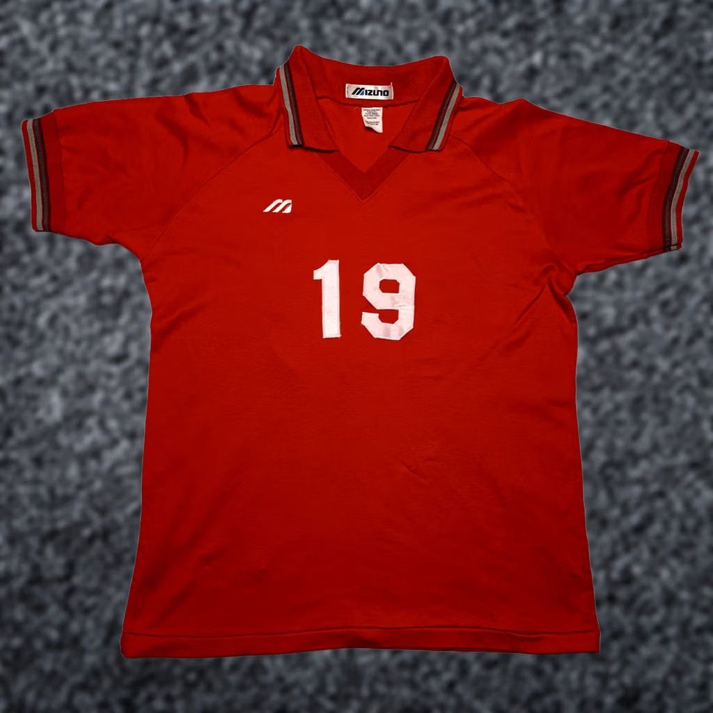 Mizuno VINTAGE Mizuno Volleyball Shirt USA Red L Mens Size US L / EU 52-54 / 3 - 1 Thumbnail