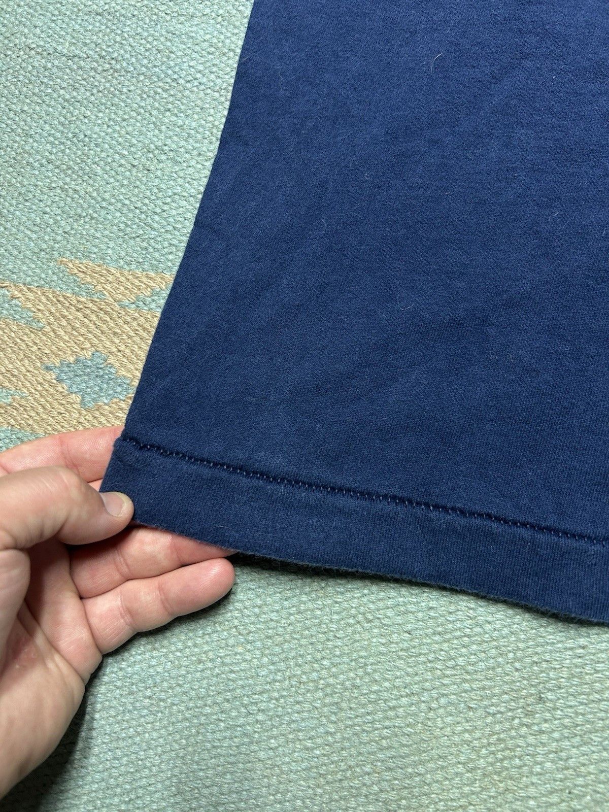 Vintage Vtg 90s blank t shirt navy fruit loom cotton single stitch L Size US L / EU 52-54 / 3 - 3 Thumbnail