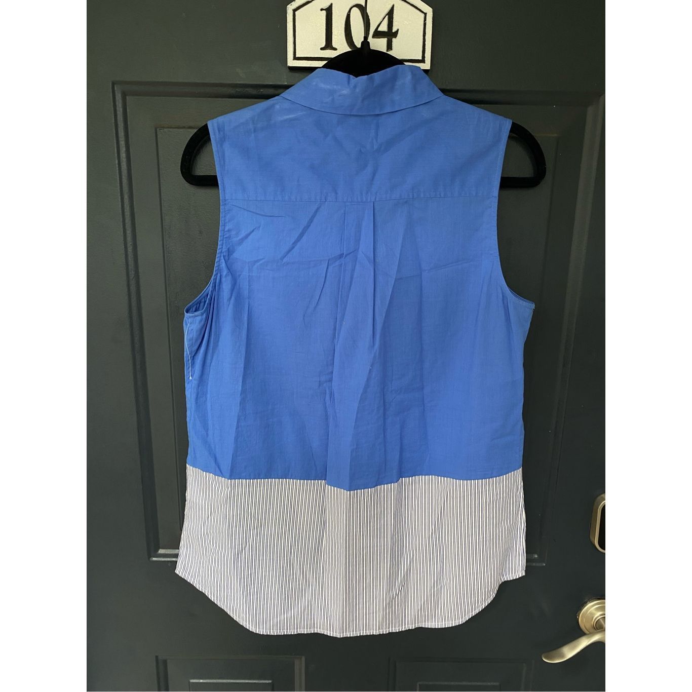 Equipment Slim Signature Sleeveless Top In Amparo Blue Size