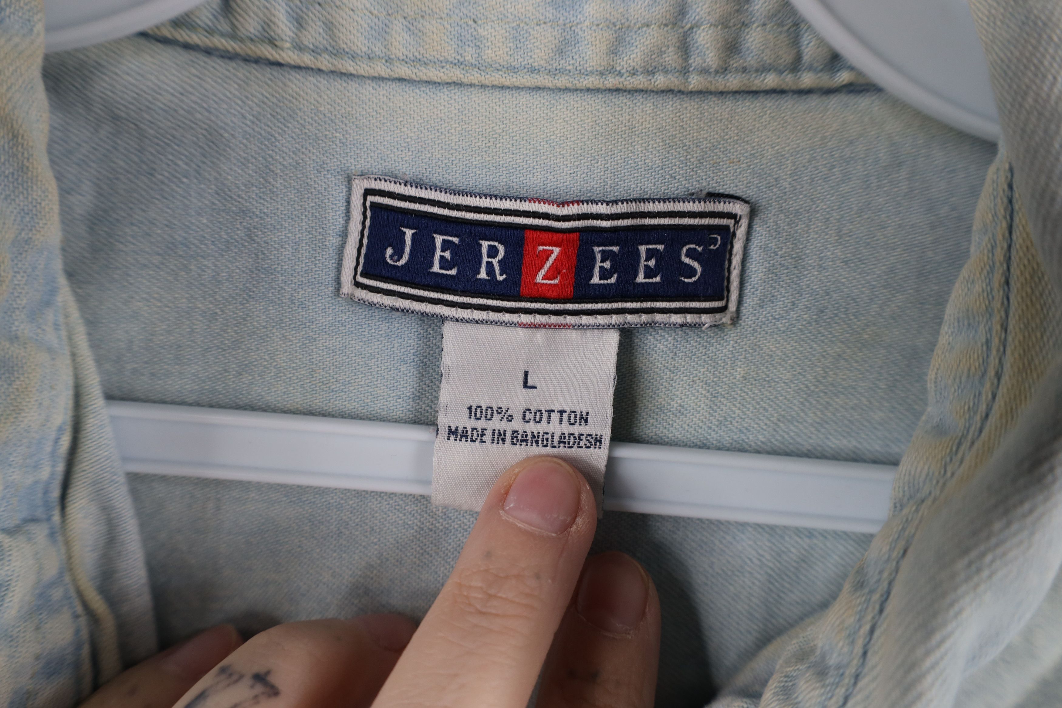 Vintage Vintage Y2K 2003 Break Room Lounge Denim Jean Button Shirt Size US L / EU 52-54 / 3 - 10 Thumbnail