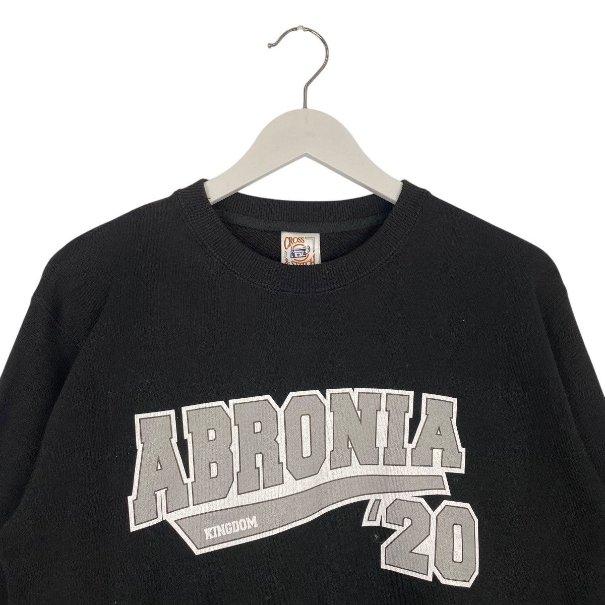 Vintage Vintage Cross & Stich Printed Brand Logo Size S Size US S / EU 44-46 / 1 - 4 Thumbnail