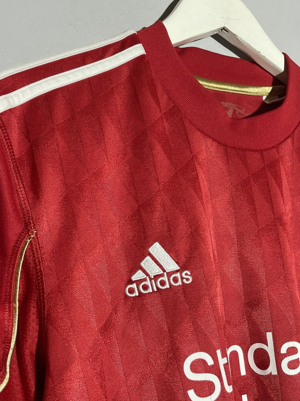 Adidas Liverpool FC Adidas 2010/11 Home Y2k Football Shirt Size US M / EU 48-50 / 2 - 5 Thumbnail
