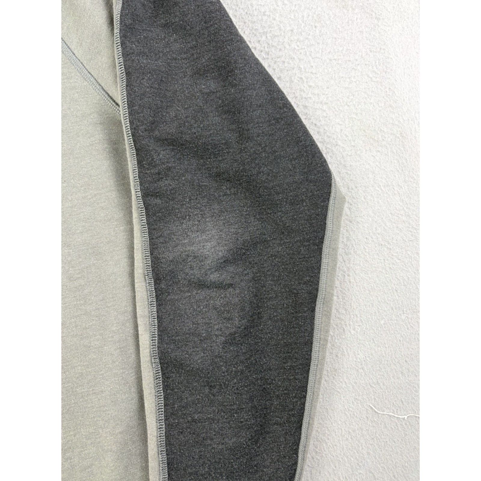 Lululemon Lululemon Sweatshirt Men XL Gray Crewneck Pullover Reversible Knit Logo Solid Time-LESS? Size US XL / EU 56 / 4 - 4 Thumbnail
