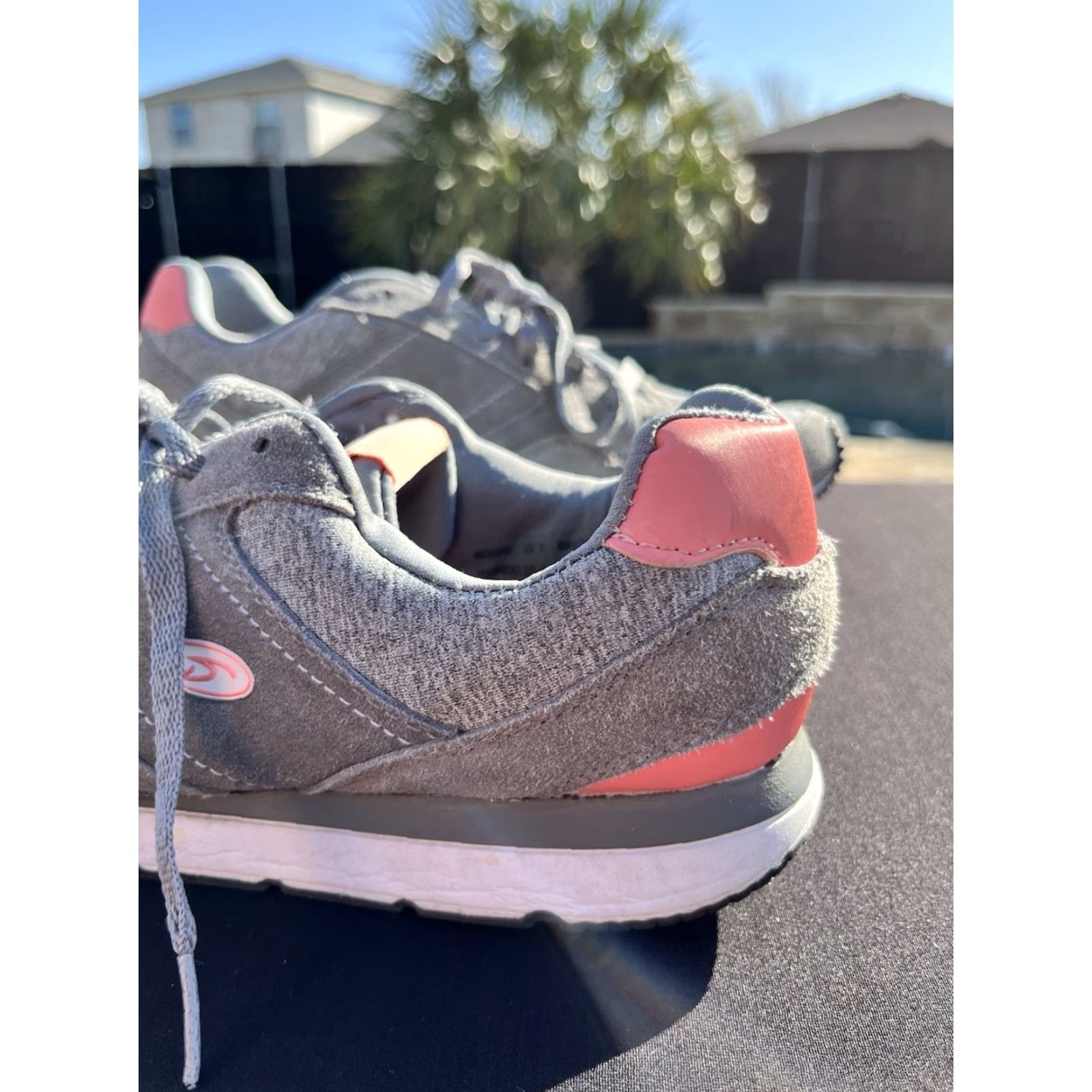 Vintage Dr. Scholl's Sneakers Gray Pink Lace Up Leather Comfort Athletic Women's Shoes Size 11 Preowned Good Size US 11 / IT 41 - 7 Thumbnail