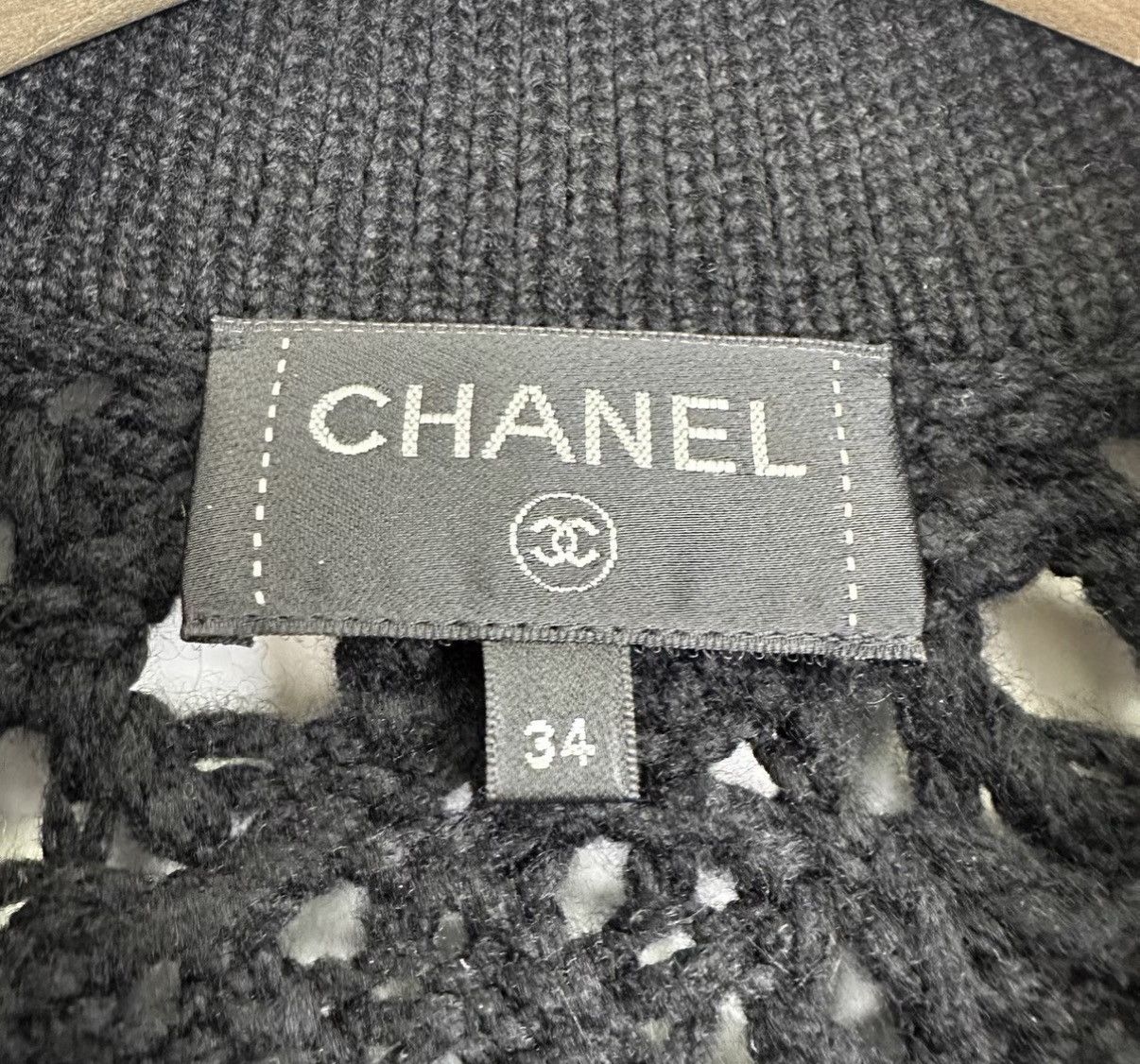 Chanel CHANEL Black Knit Hollow Out Coat K12 Size XXS / US 00 / IT 34 - 4 Thumbnail