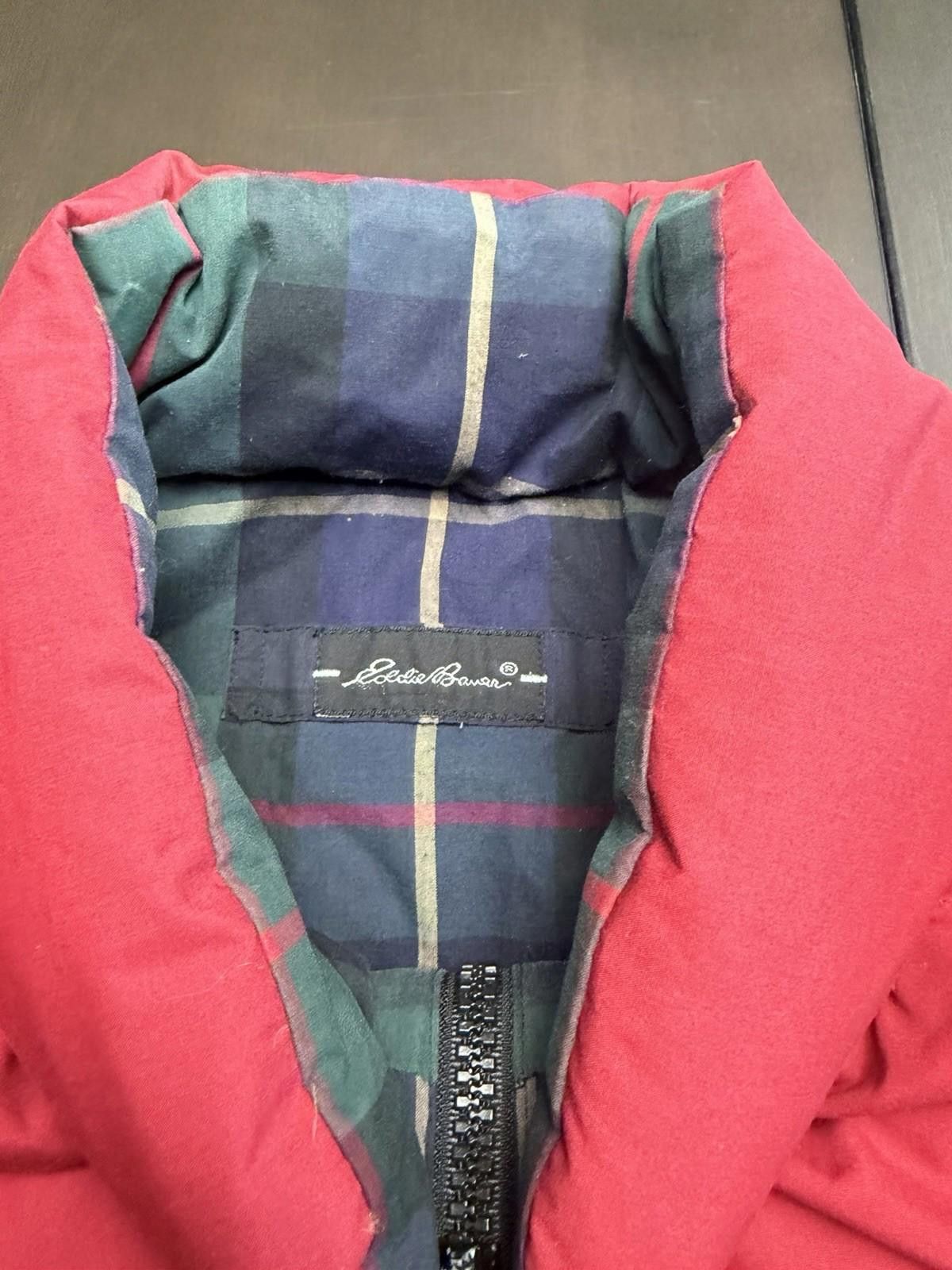 Eddie Bauer Eddie Bauer Reversible Red/Green Plaid Jacket Vest Men’s XL Size US XL / EU 56 / 4 - 8 Thumbnail