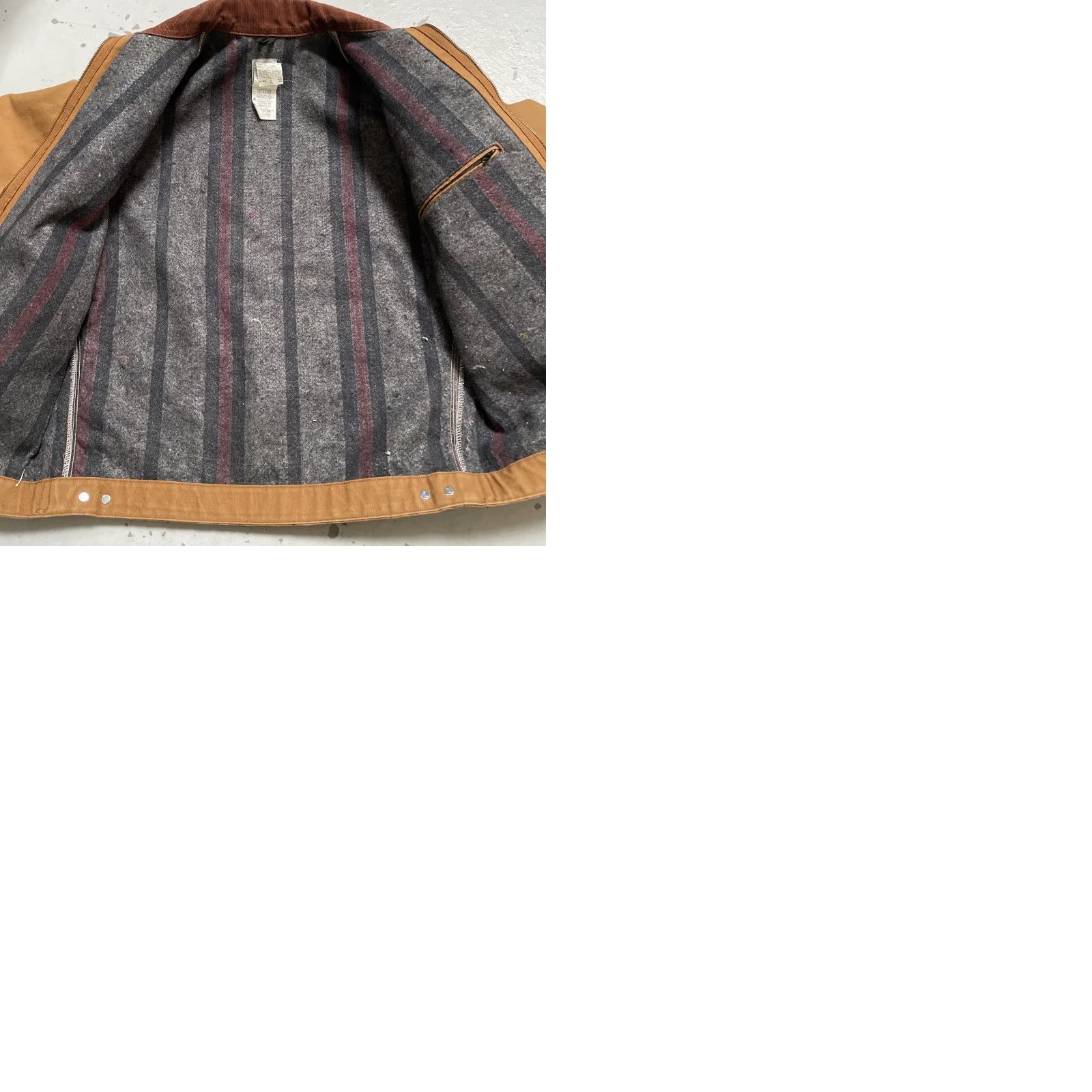 Carhartt VINTAGE Carhartt J01 BRN J97 Style Lined Detroit Canvas Work Jacket Unisex Adults 44 Tall Brown 90s Heritage Workwear J97 US Made Size US S / EU 44-46 / 1 - 9 Thumbnail