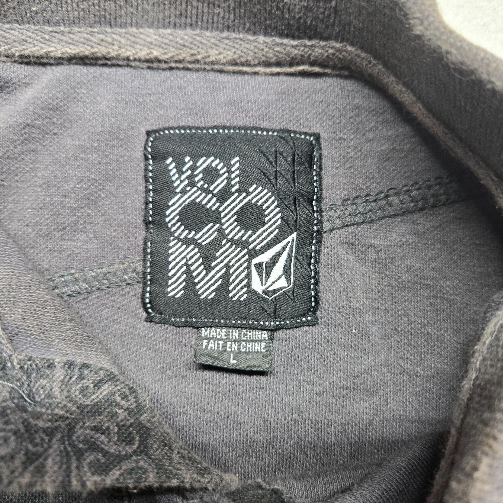 Volcom Volcom Polo Shirt Gray Graphic Logo Skateboard Pullover Button Adult Men’s L Size US L / EU 52-54 / 3 - 3 Thumbnail