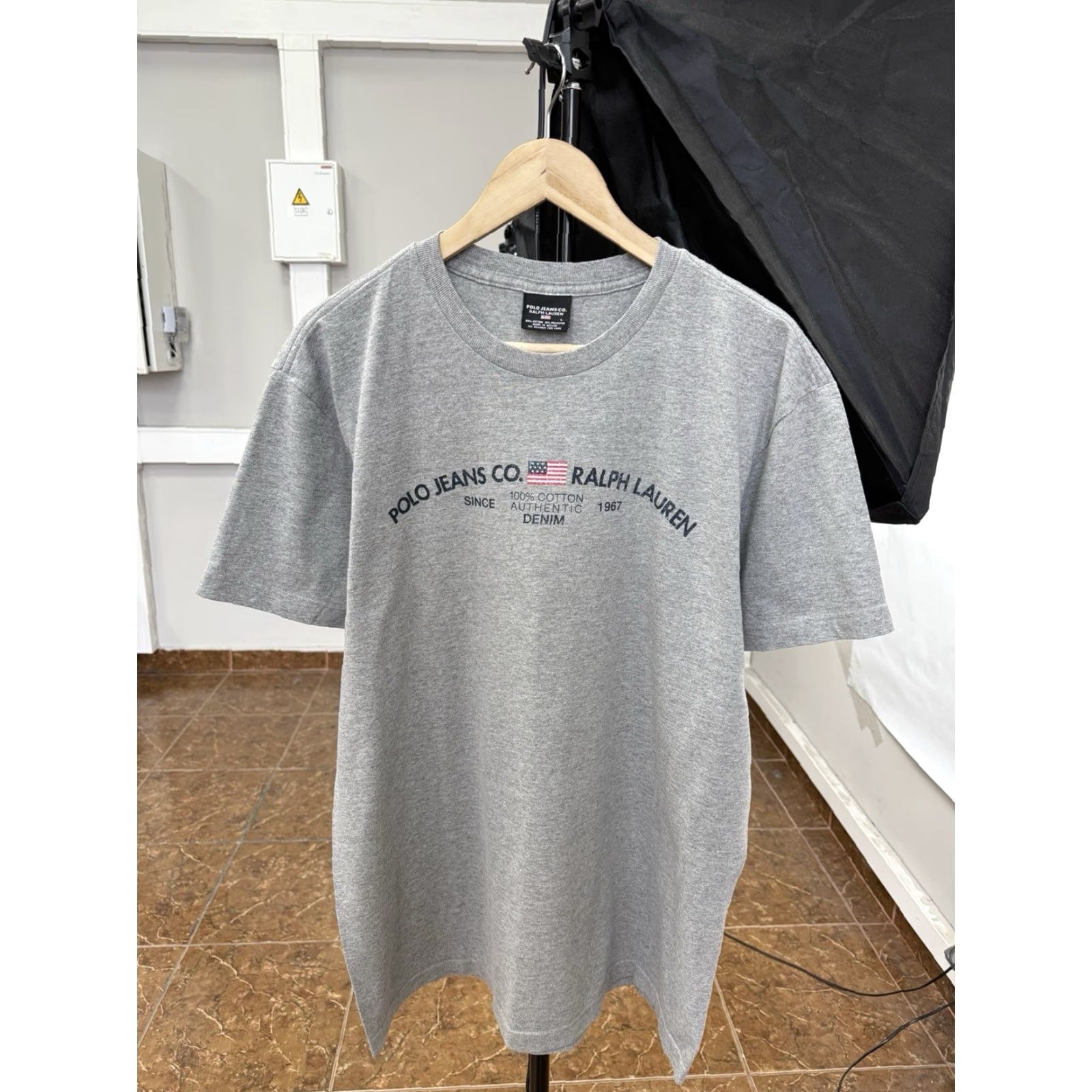 Ralph Lauren VINTAGE Polo Ralph Lauren USA Flag T-Shirt Retro Gray L Mens Tee Size US L / EU 52-54 / 3 - 2 Thumbnail