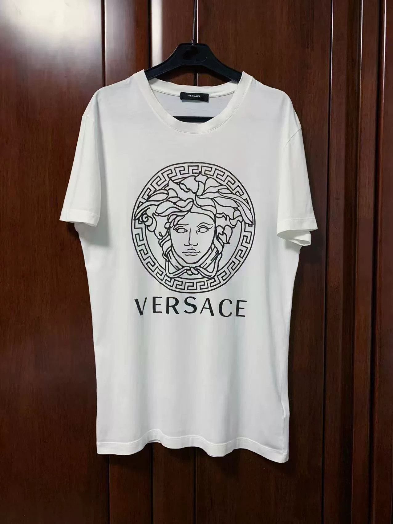 Japanese Brand Versace Men's Medusa Logo T-shirt Size US M / EU 48-50 / 2 - 1 Thumbnail