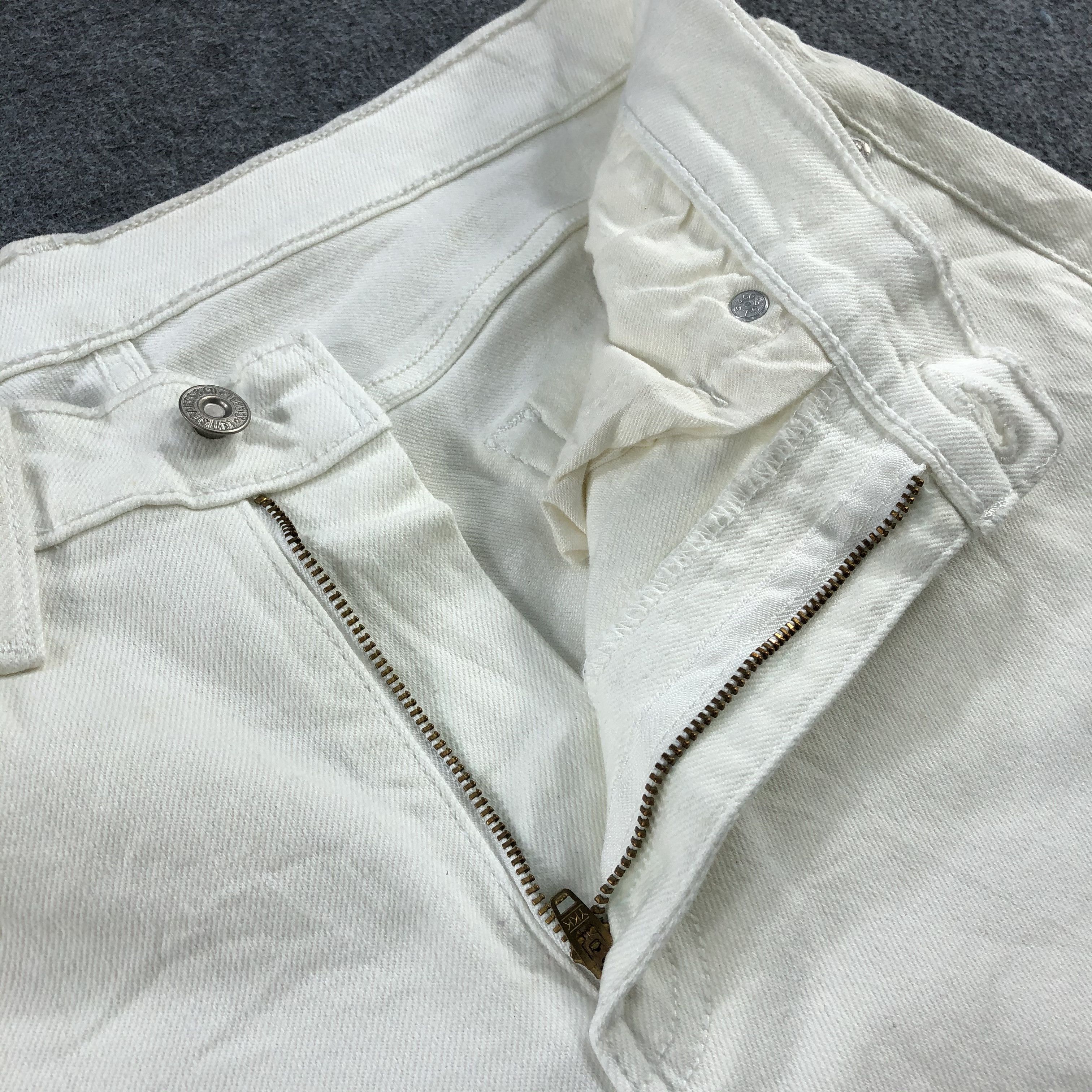 Levi's Vintage Light Wash Levis 514 Jeans-J1585 Size US 33 - 8 Thumbnail