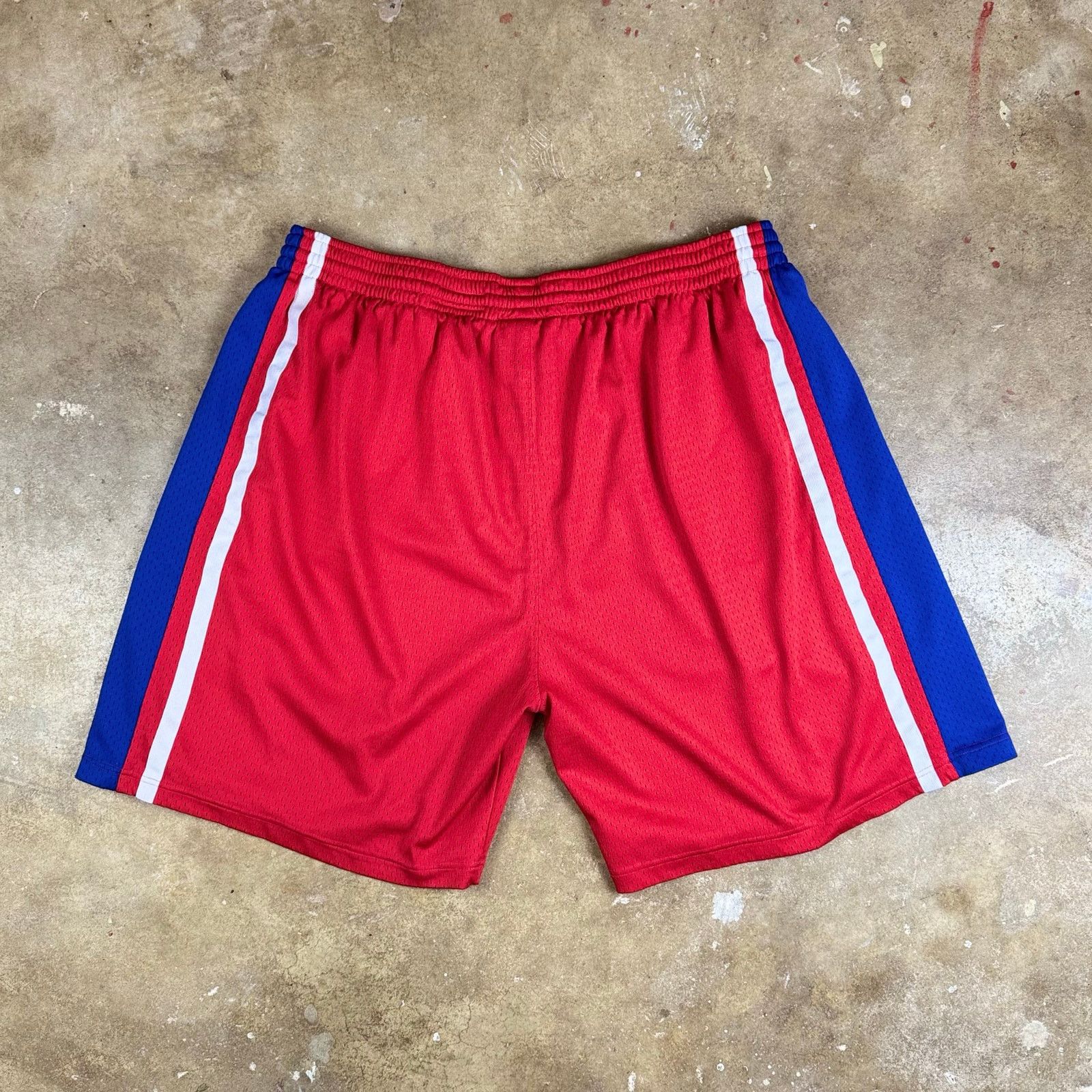 NBA Mitchell & Ness NBA 76ers Hardwood Classics Shorts 4XL Size US 41 - 2 Thumbnail